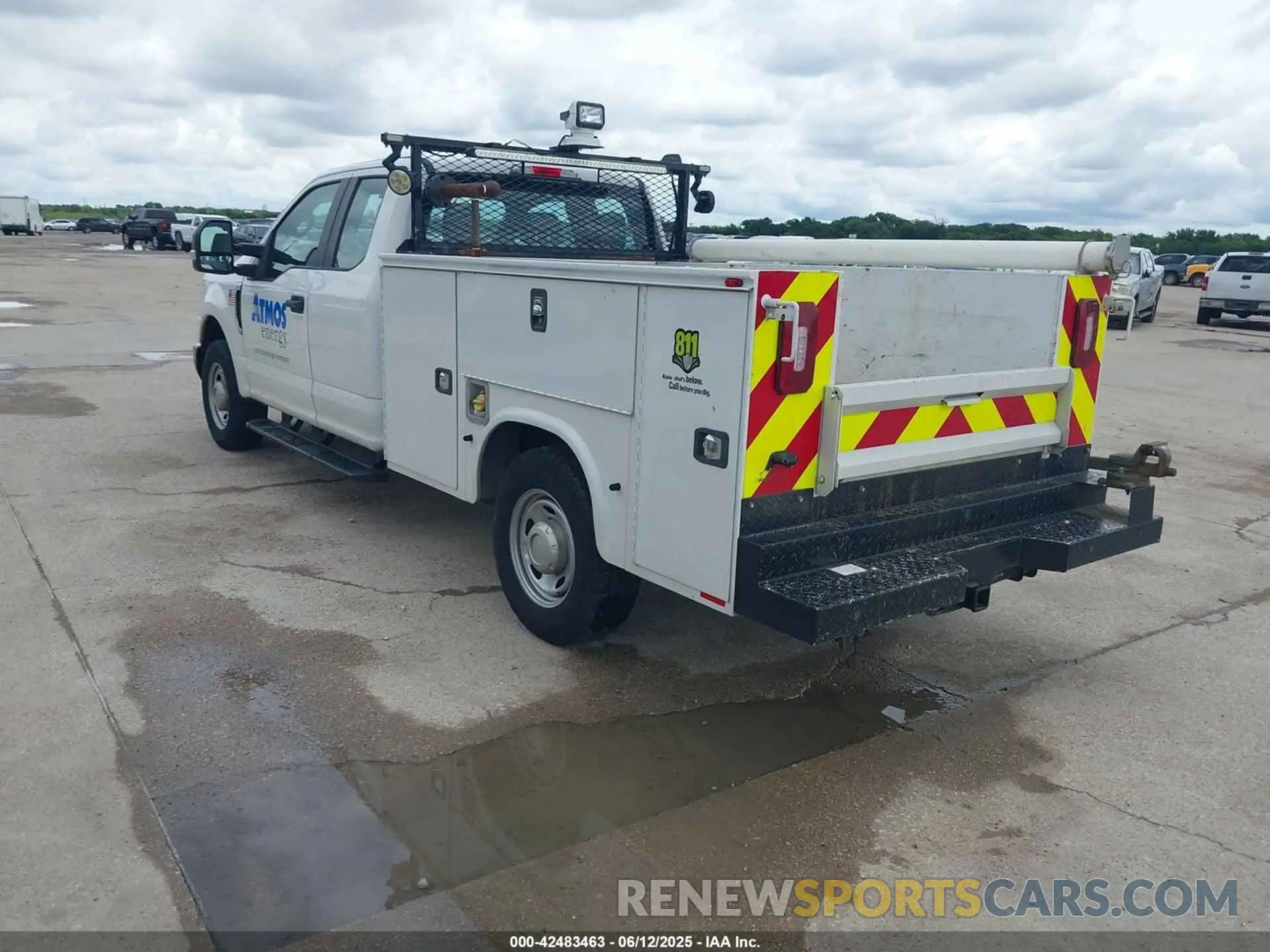 3 Photograph of a damaged car 1FD7X2A68KEE68410 FORD F-250 2019