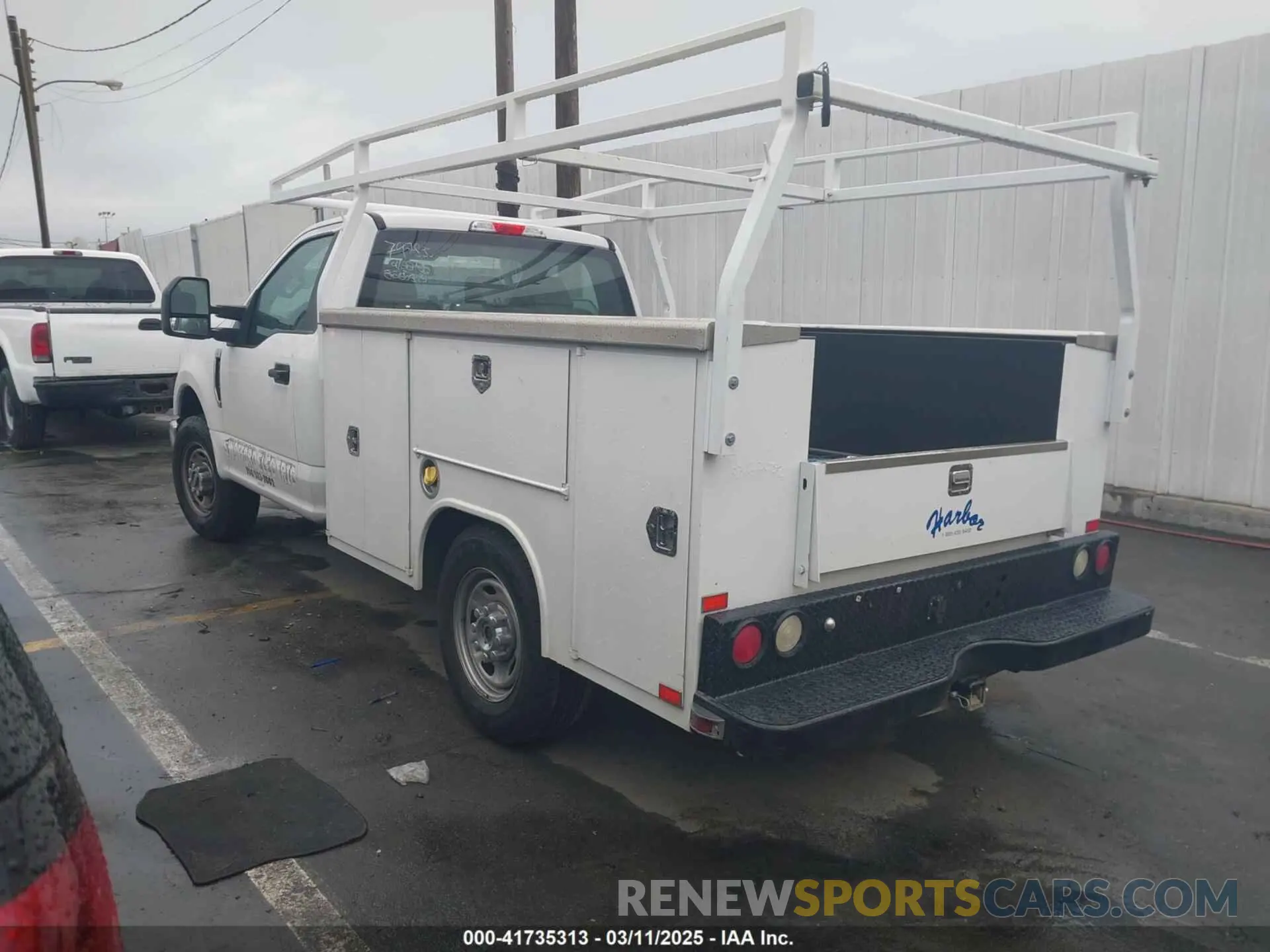 3 Photograph of a damaged car 1FDBF2A60KEC36428 FORD F-250 2019