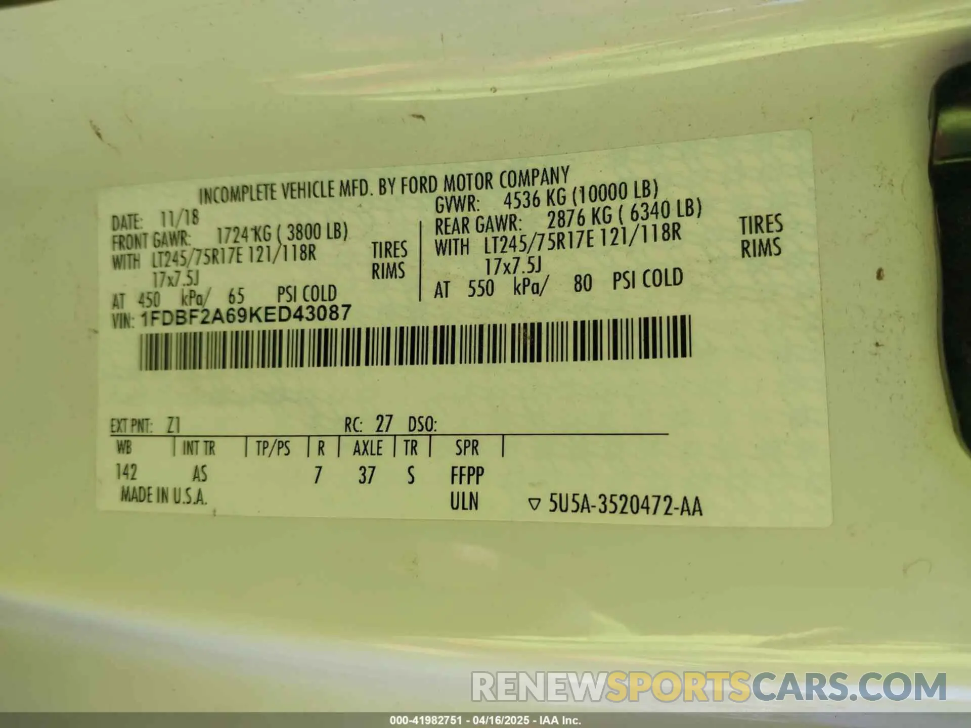 9 Photograph of a damaged car 1FDBF2A69KED43087 FORD F-250 2019