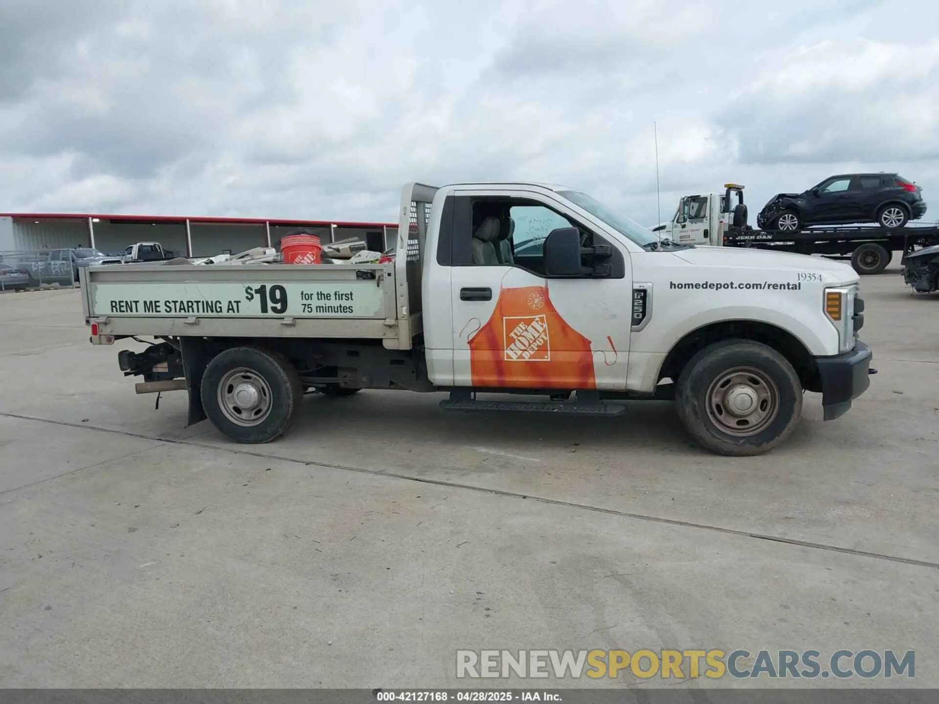 13 Photograph of a damaged car 1FDBF2A69KED44630 FORD F-250 2019
