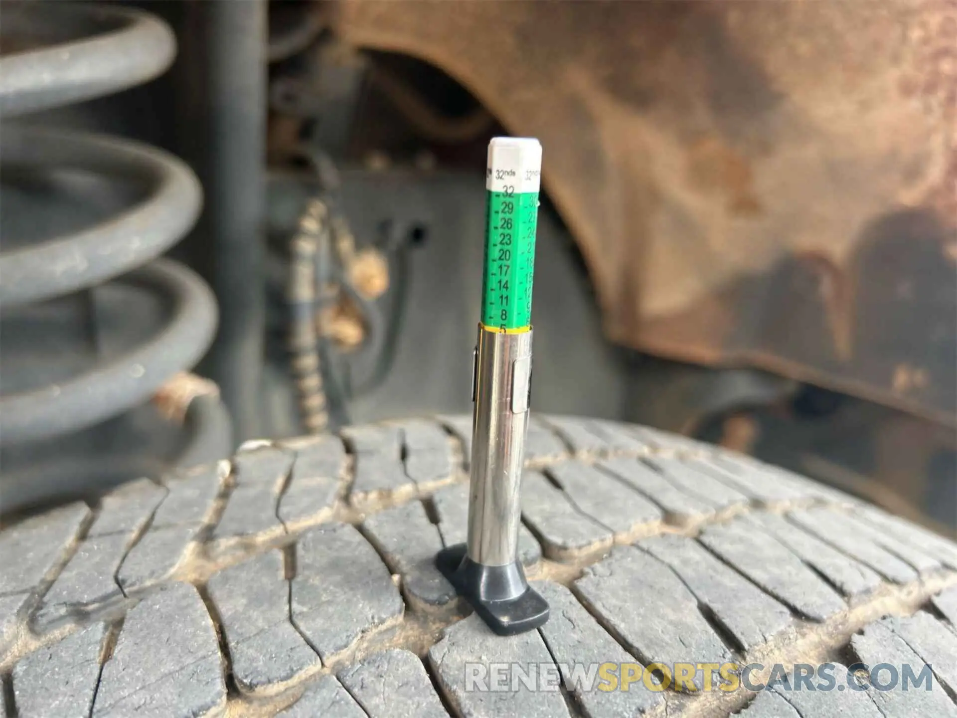 14 Photograph of a damaged car 1FDBF2B61KEF90179 FORD F-250 2019