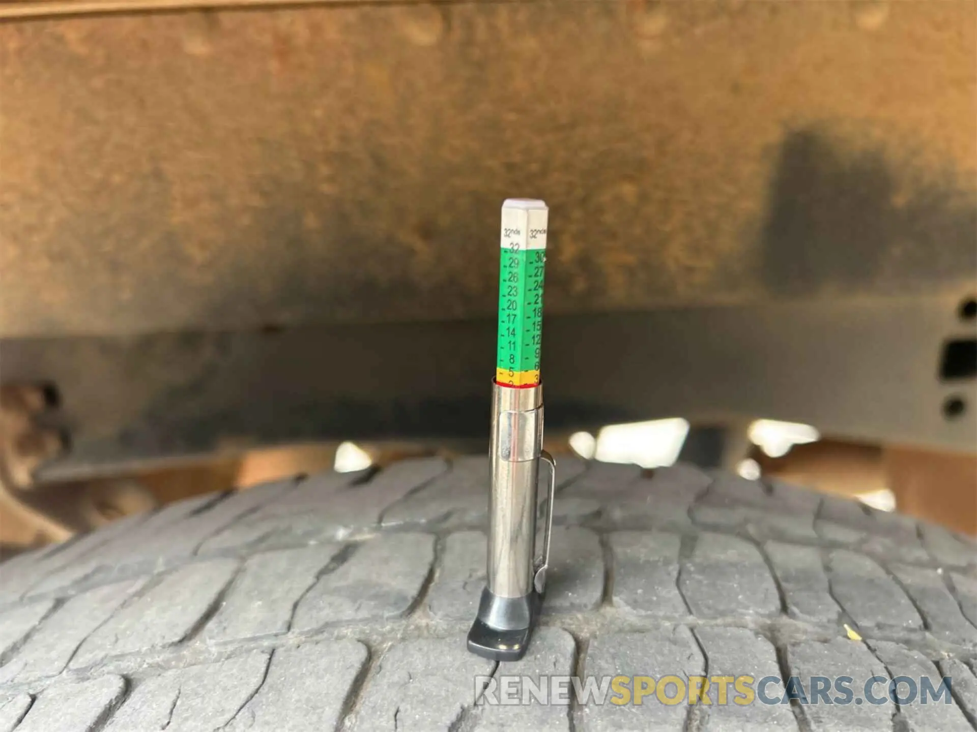16 Photograph of a damaged car 1FDBF2B61KEF90179 FORD F-250 2019