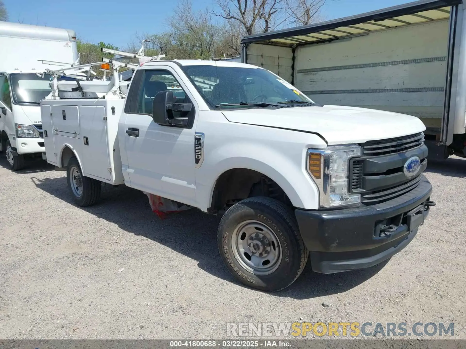 1 Photograph of a damaged car 1FDBF2B69KED38034 FORD F-250 2019