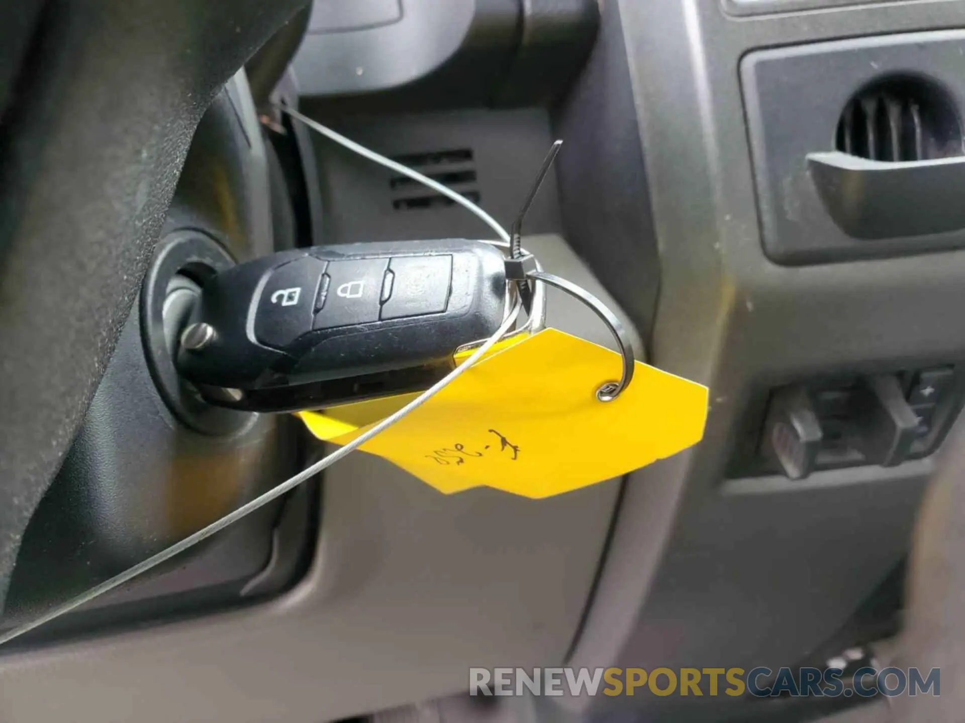 10 Photograph of a damaged car 1FT7W2A64KEC14927 FORD F-250 2019