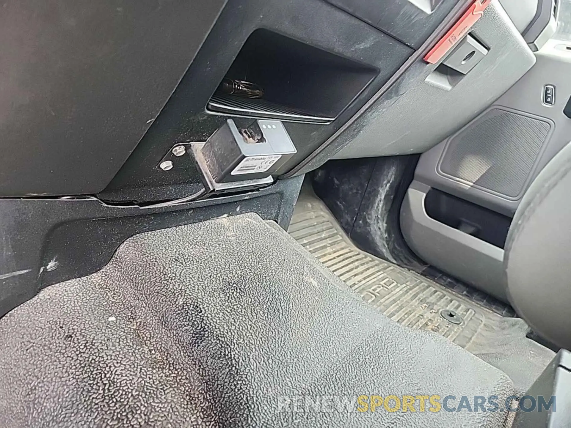 25 Photograph of a damaged car 1FT7W2A64KEC14927 FORD F-250 2019
