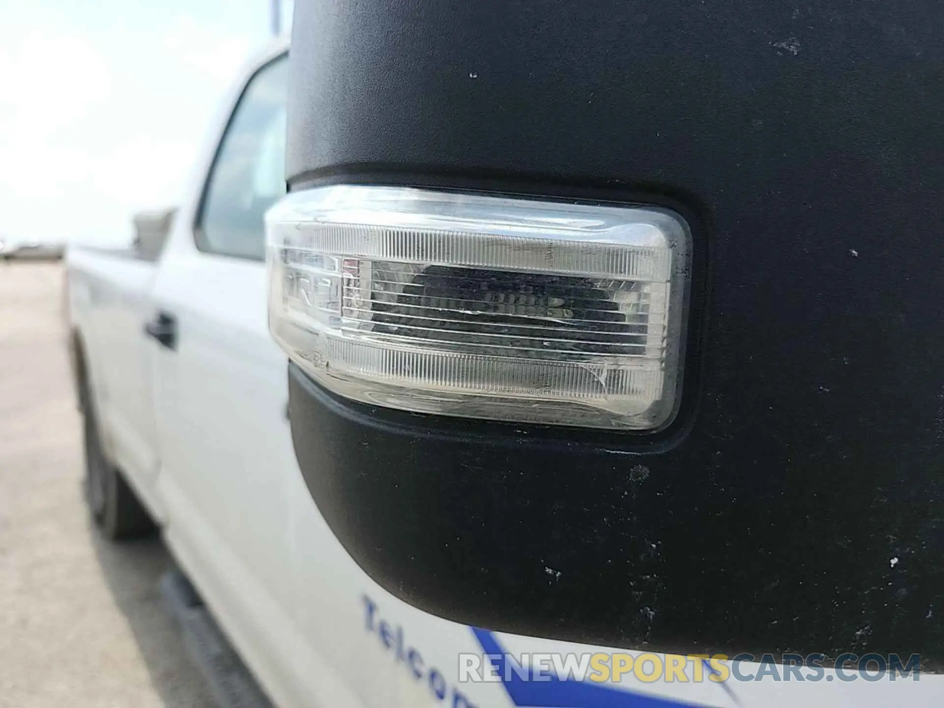 27 Photograph of a damaged car 1FT7W2A64KEC14927 FORD F-250 2019