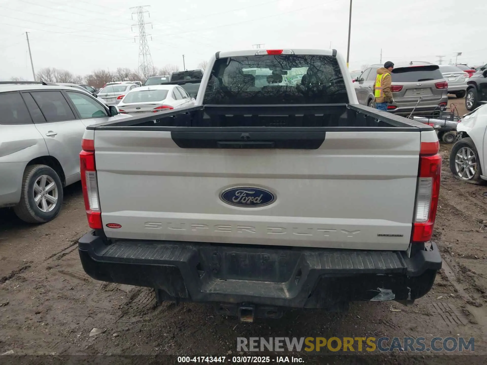 16 Photograph of a damaged car 1FT7W2A64KEE46444 FORD F-250 2019