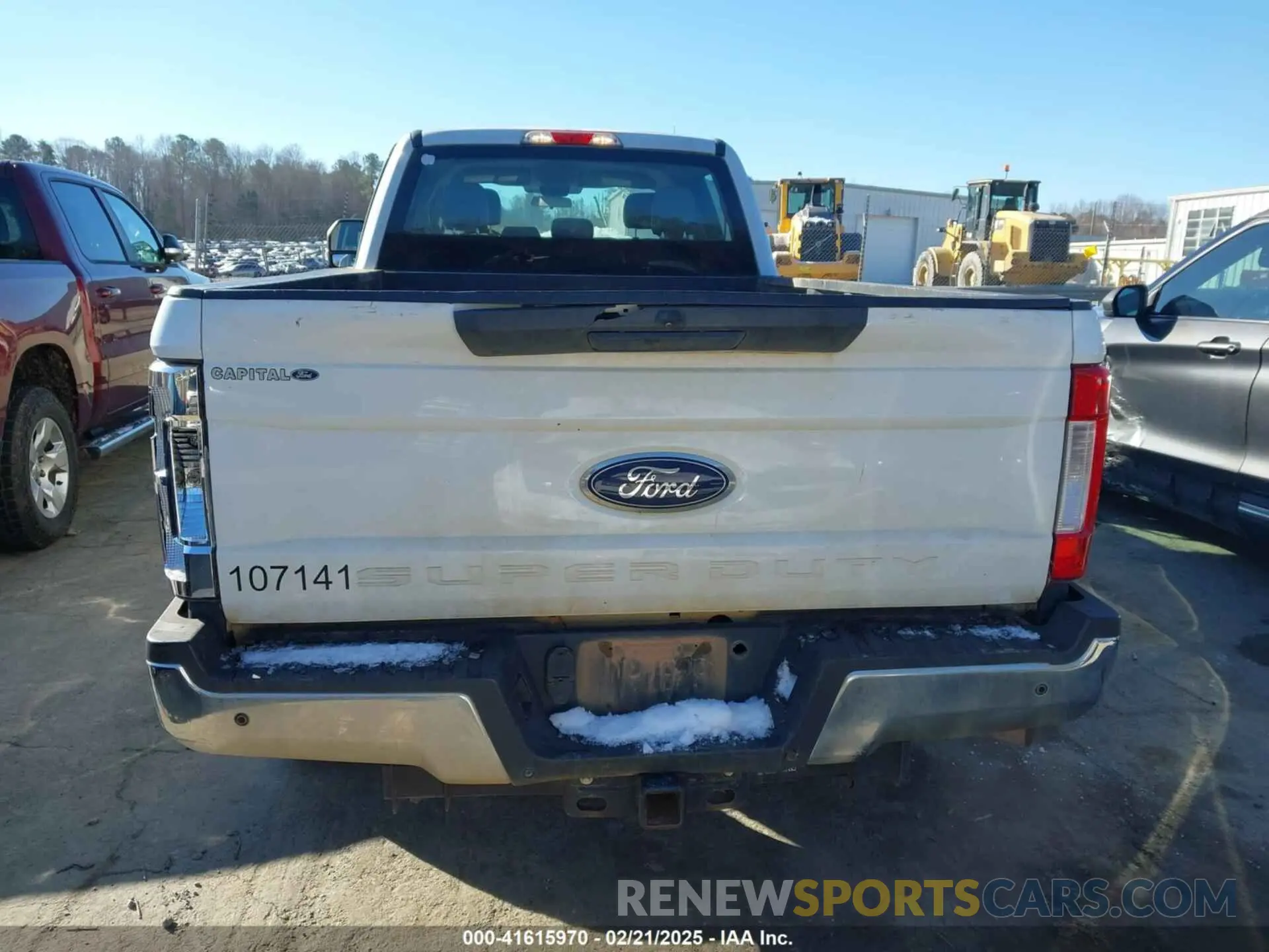 16 Photograph of a damaged car 1FT7W2A65KEF95185 FORD F-250 2019