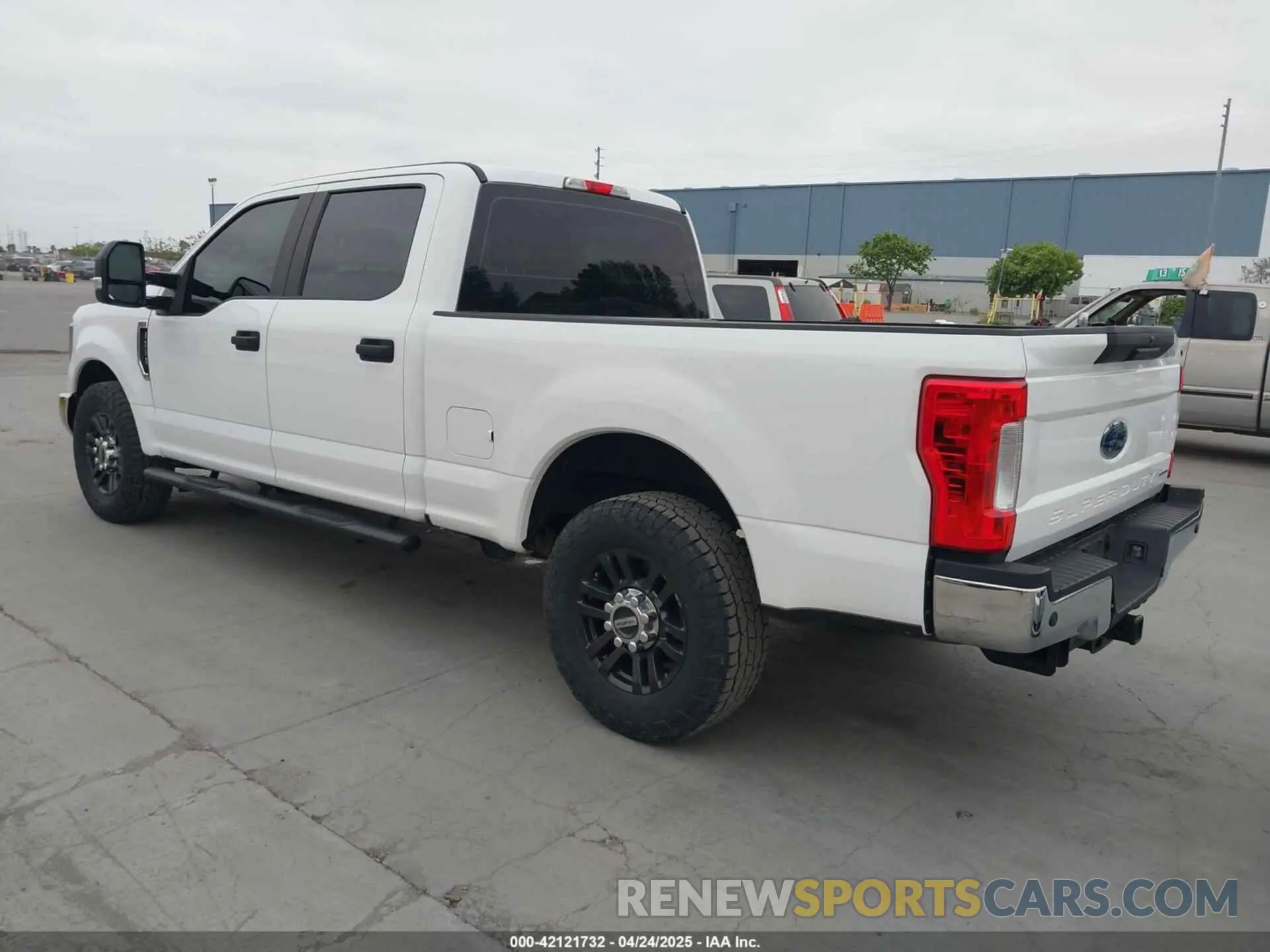 3 Photograph of a damaged car 1FT7W2A66KEF60607 FORD F-250 2019