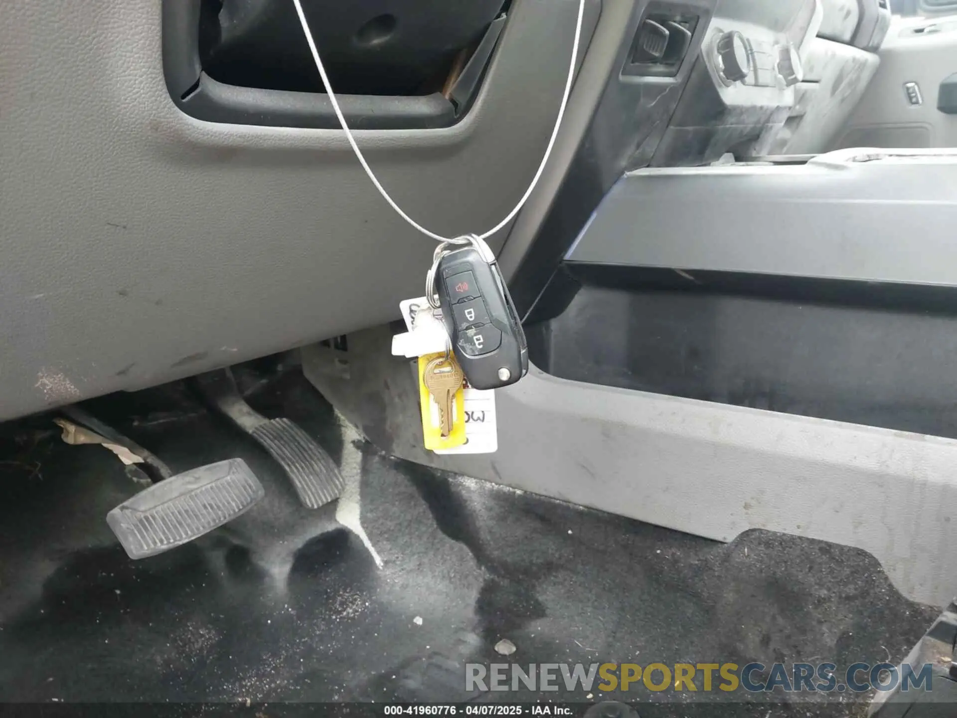 11 Photograph of a damaged car 1FT7W2A67KEC28577 FORD F-250 2019