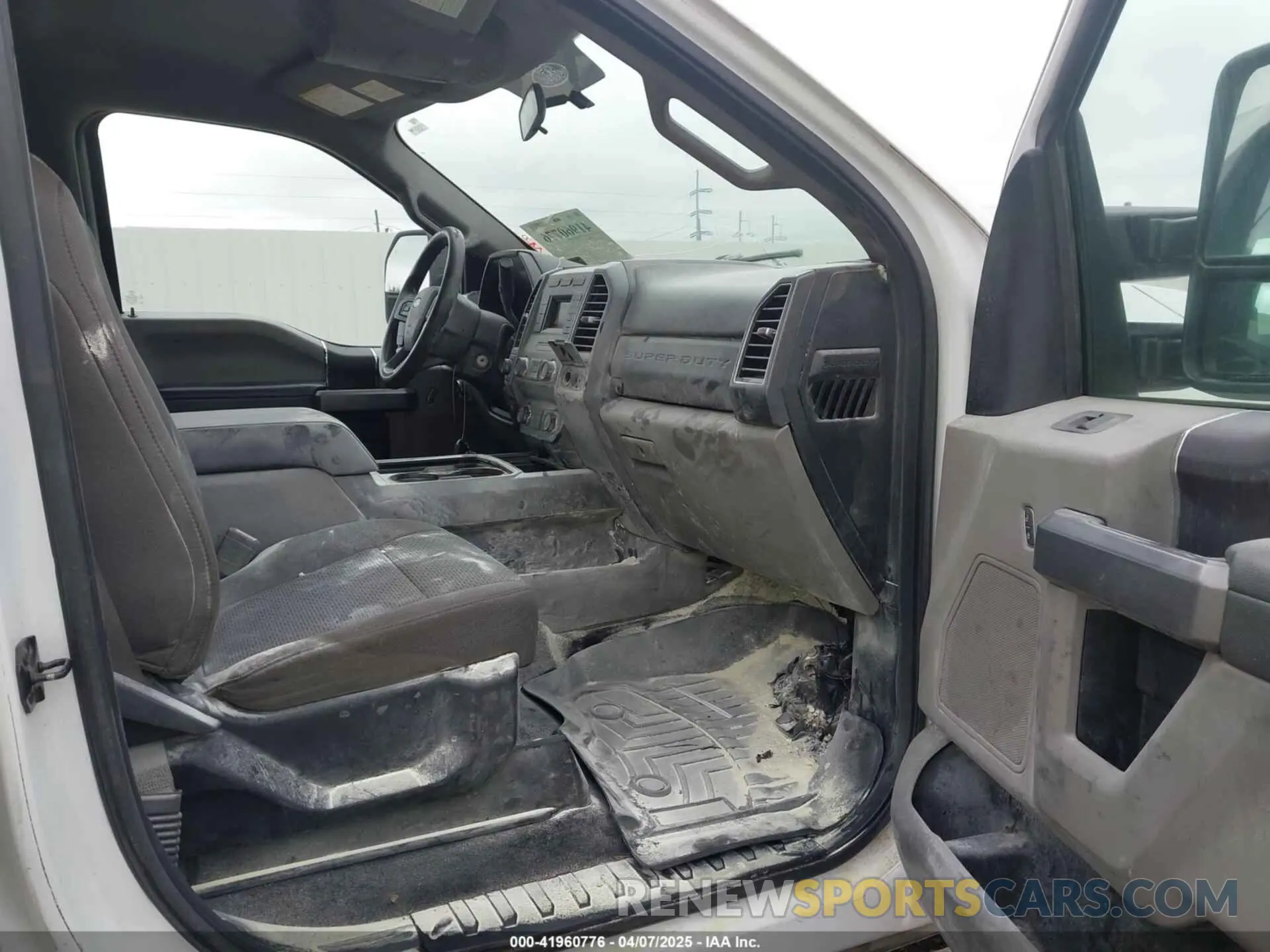 5 Photograph of a damaged car 1FT7W2A67KEC28577 FORD F-250 2019