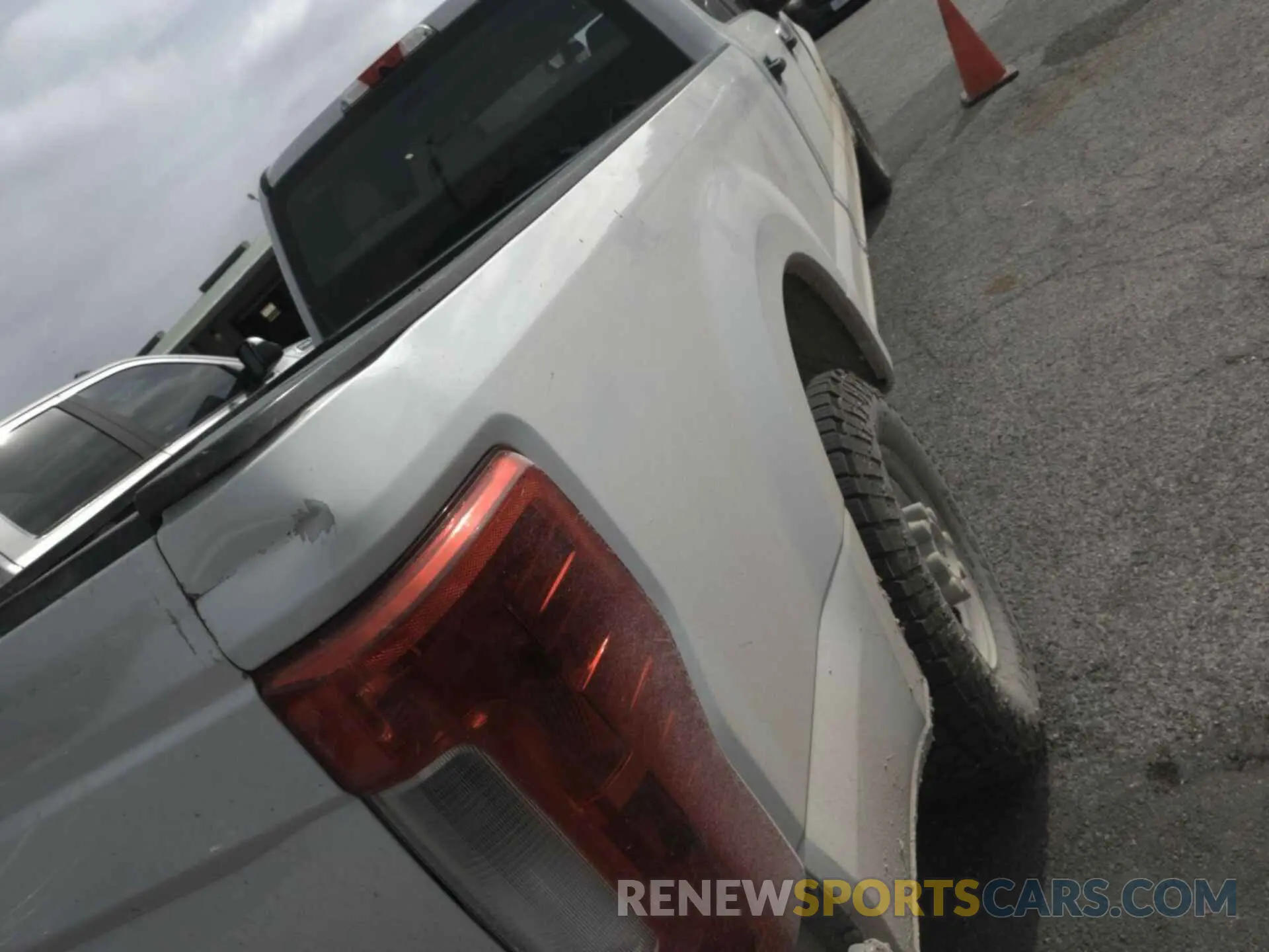 23 Photograph of a damaged car 1FT7W2A6XKEE58730 FORD F-250 2019