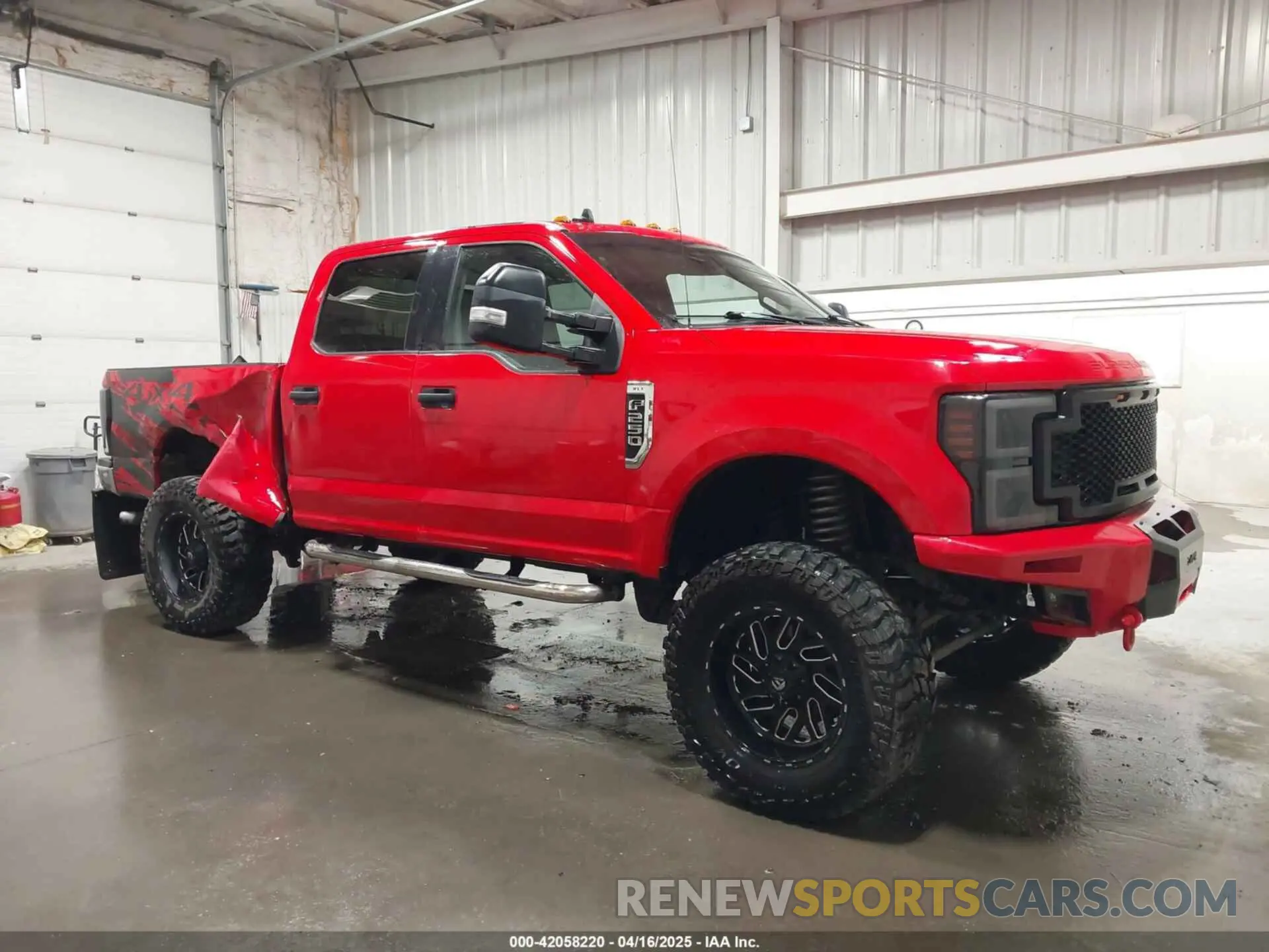 13 Photograph of a damaged car 1FT7W2B60KEC00831 FORD F-250 2019