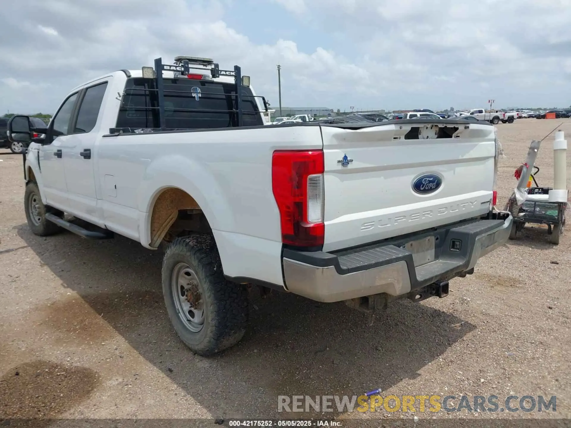 3 Photograph of a damaged car 1FT7W2B60KED14800 FORD F-250 2019