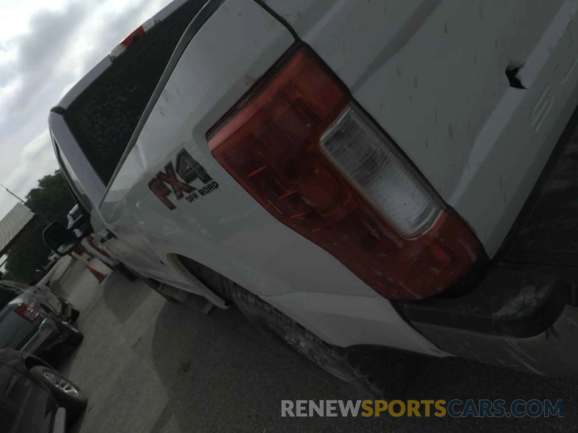 16 Photograph of a damaged car 1FT7W2B60KED86533 FORD F-250 2019
