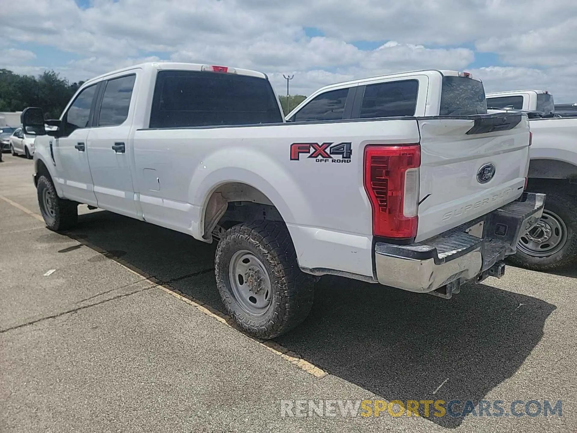 31 Photograph of a damaged car 1FT7W2B60KED86550 FORD F-250 2019