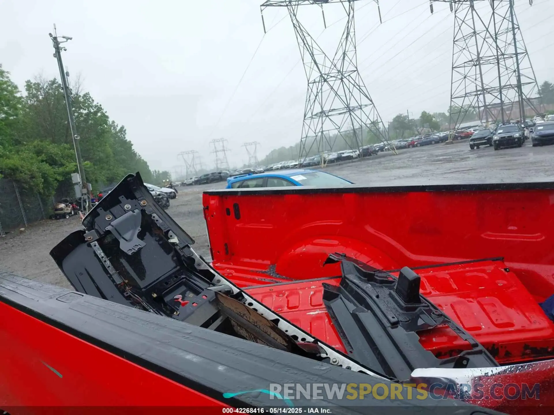 8 Photograph of a damaged car 1FT7W2B60KEE75177 FORD F-250 2019