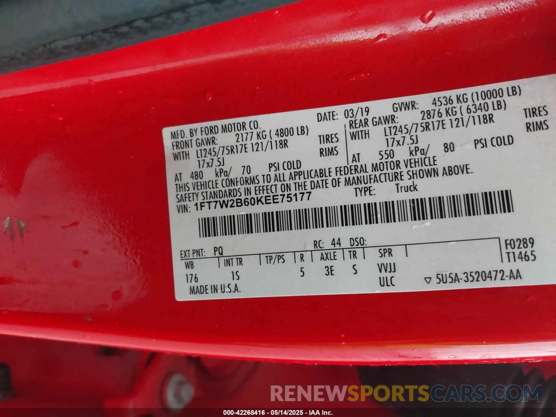 9 Photograph of a damaged car 1FT7W2B60KEE75177 FORD F-250 2019