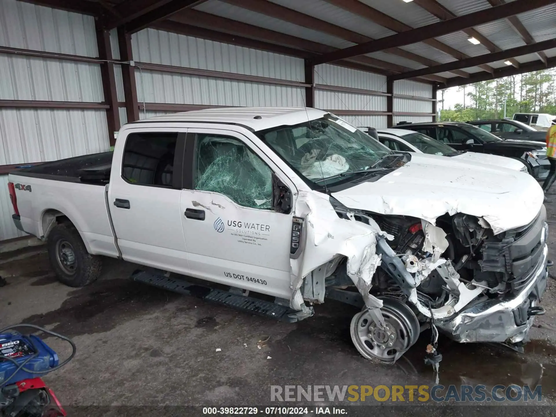 14 Photograph of a damaged car 1FT7W2B60KEF58902 FORD F-250 2019