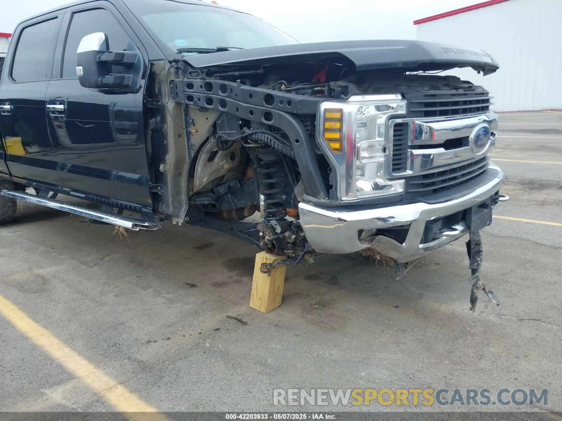 6 Photograph of a damaged car 1FT7W2B60KEG82555 FORD F-250 2019