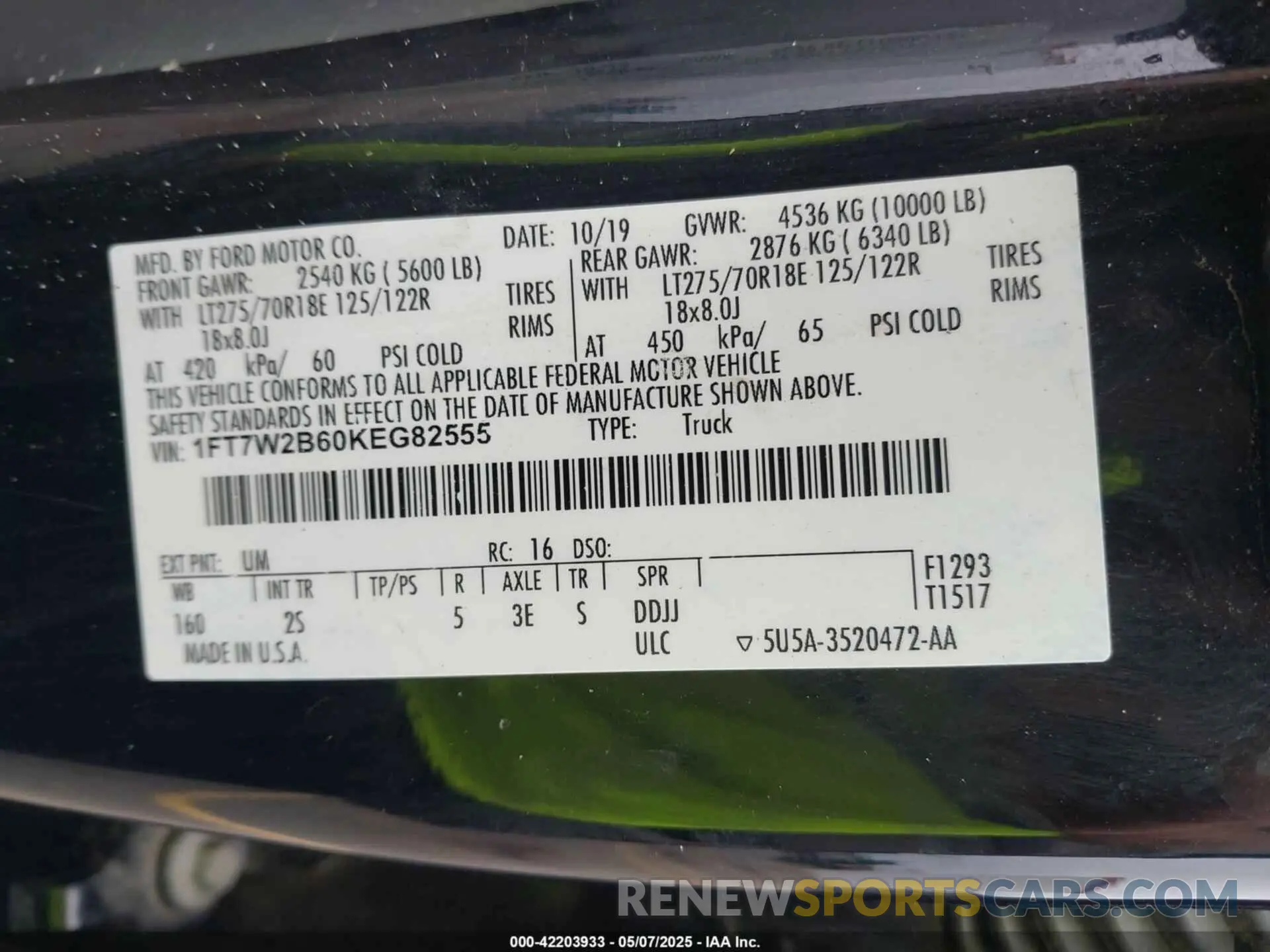 9 Photograph of a damaged car 1FT7W2B60KEG82555 FORD F-250 2019
