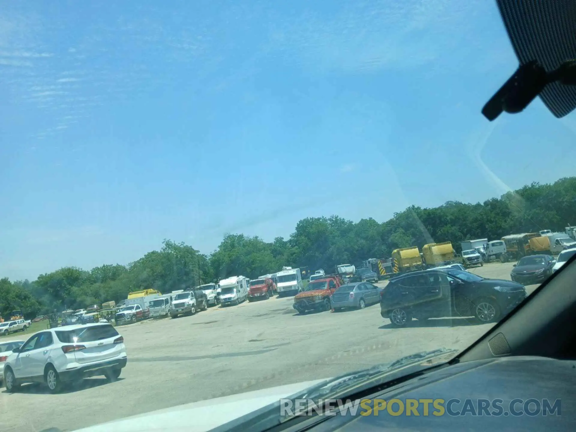 19 Photograph of a damaged car 1FT7W2B61KED86539 FORD F-250 2019