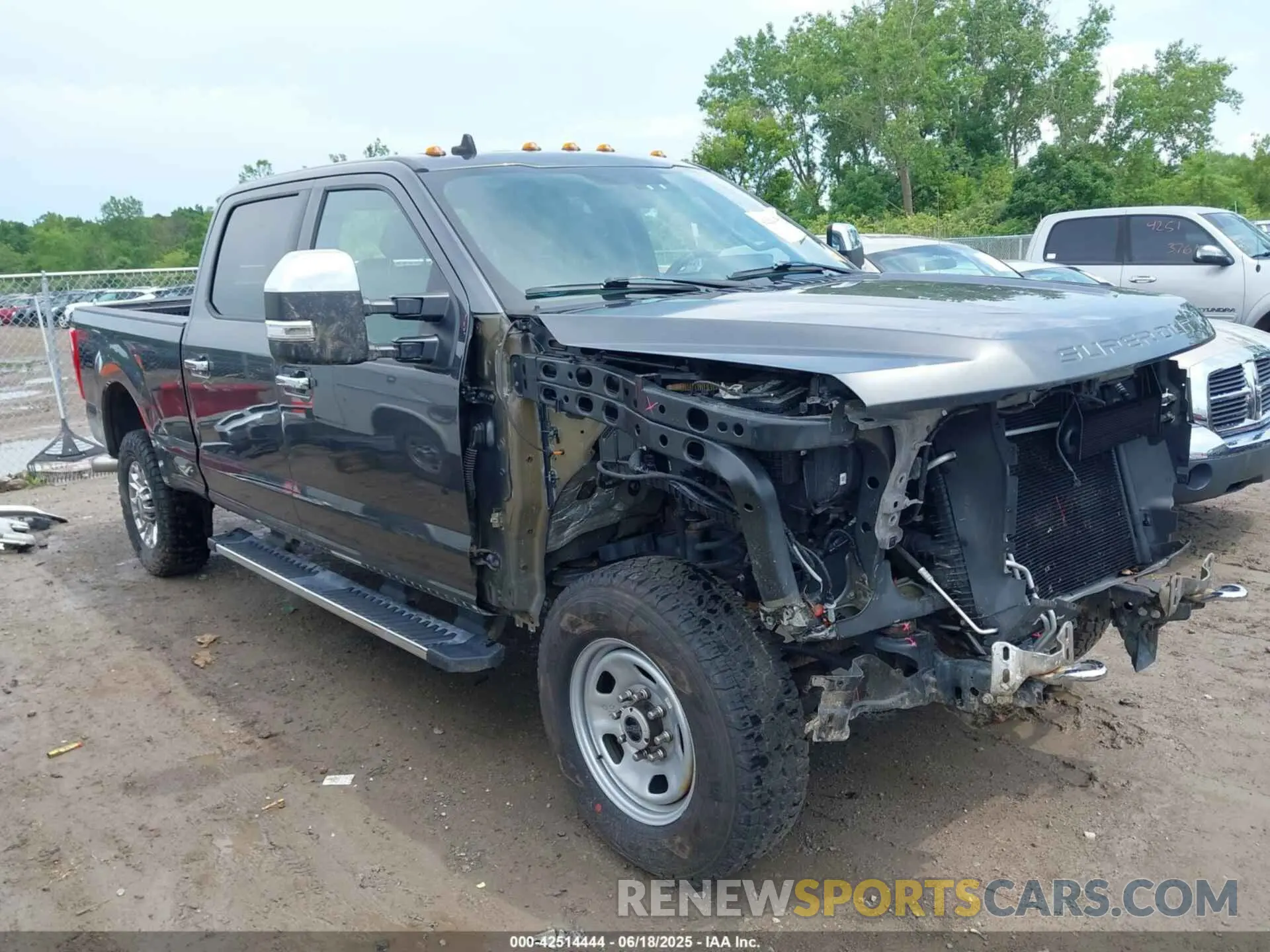 1 Photograph of a damaged car 1FT7W2B62KEG36595 FORD F-250 2019