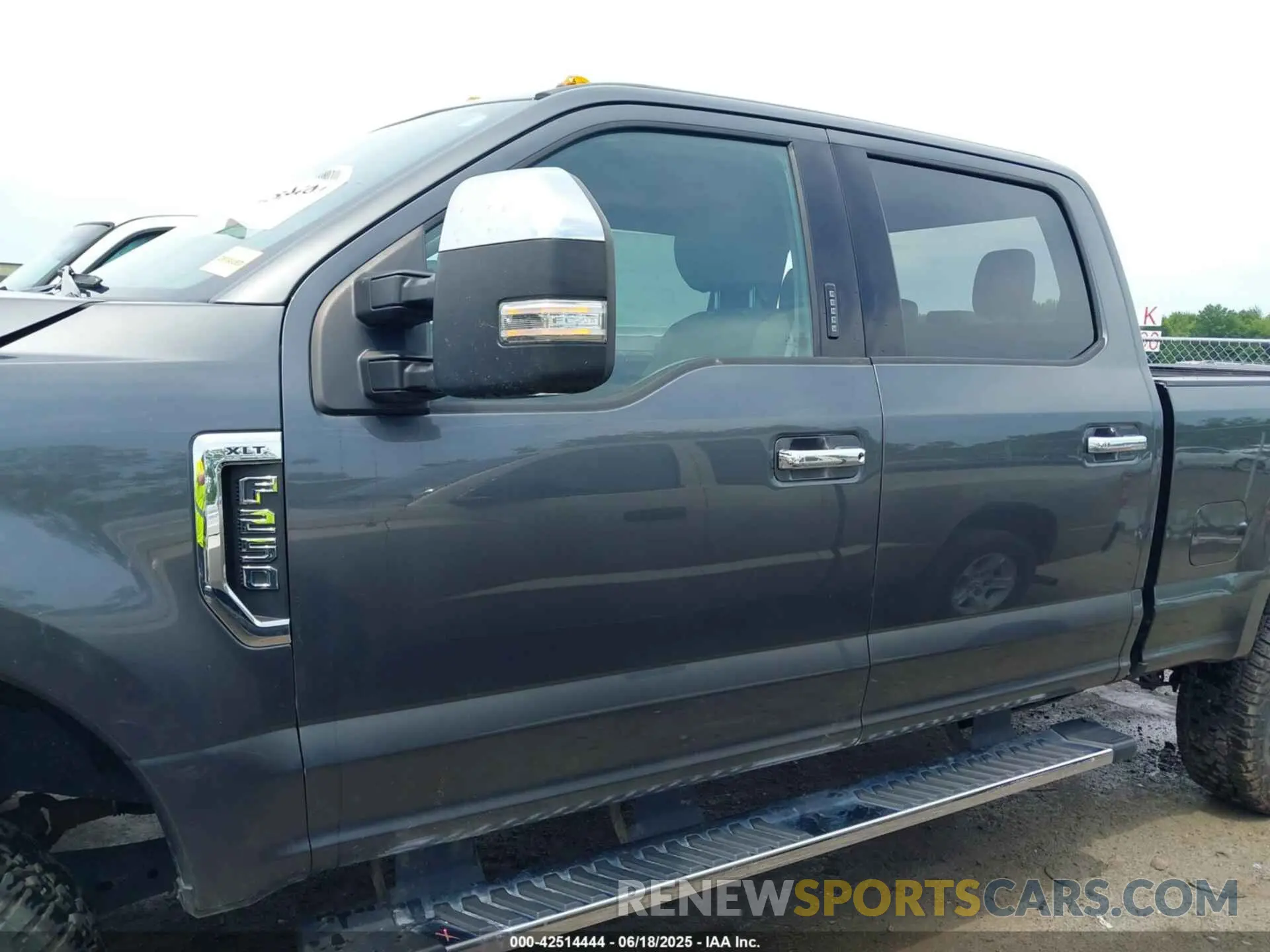 15 Photograph of a damaged car 1FT7W2B62KEG36595 FORD F-250 2019
