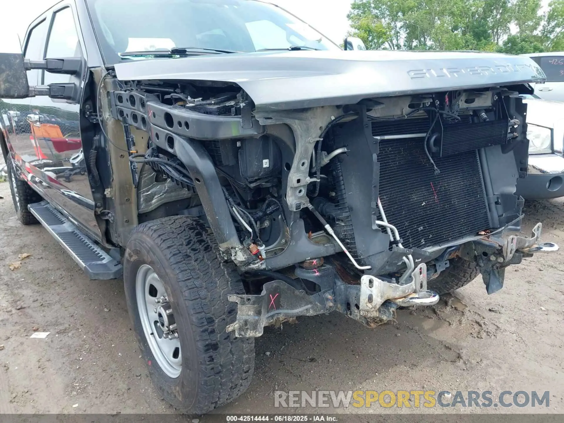 6 Photograph of a damaged car 1FT7W2B62KEG36595 FORD F-250 2019