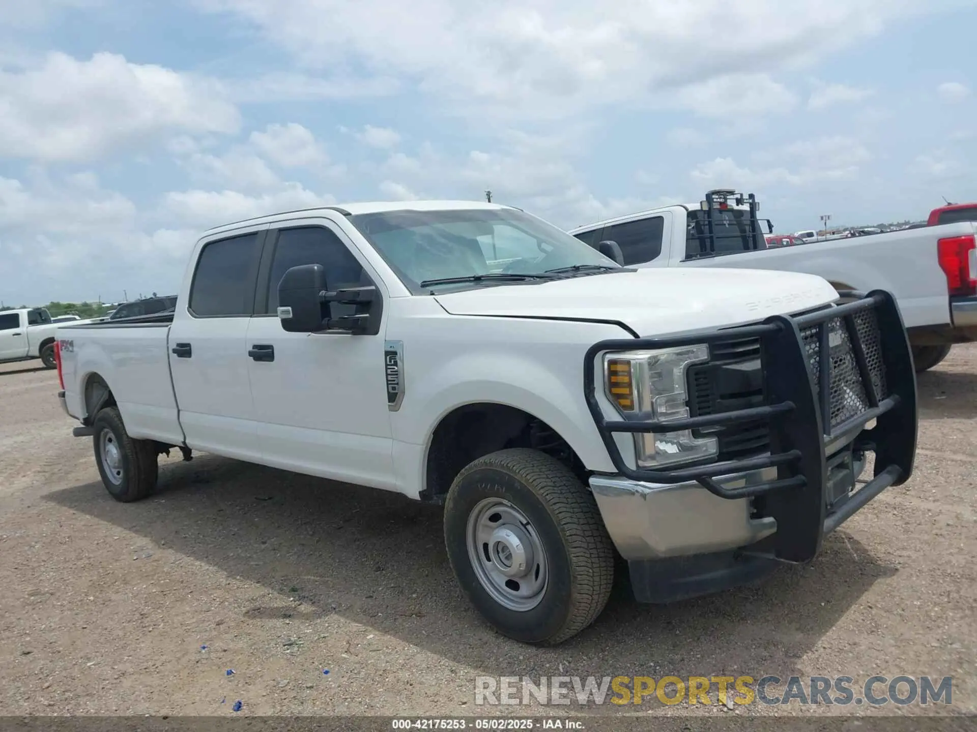 13 Photograph of a damaged car 1FT7W2B63KEG23693 FORD F-250 2019