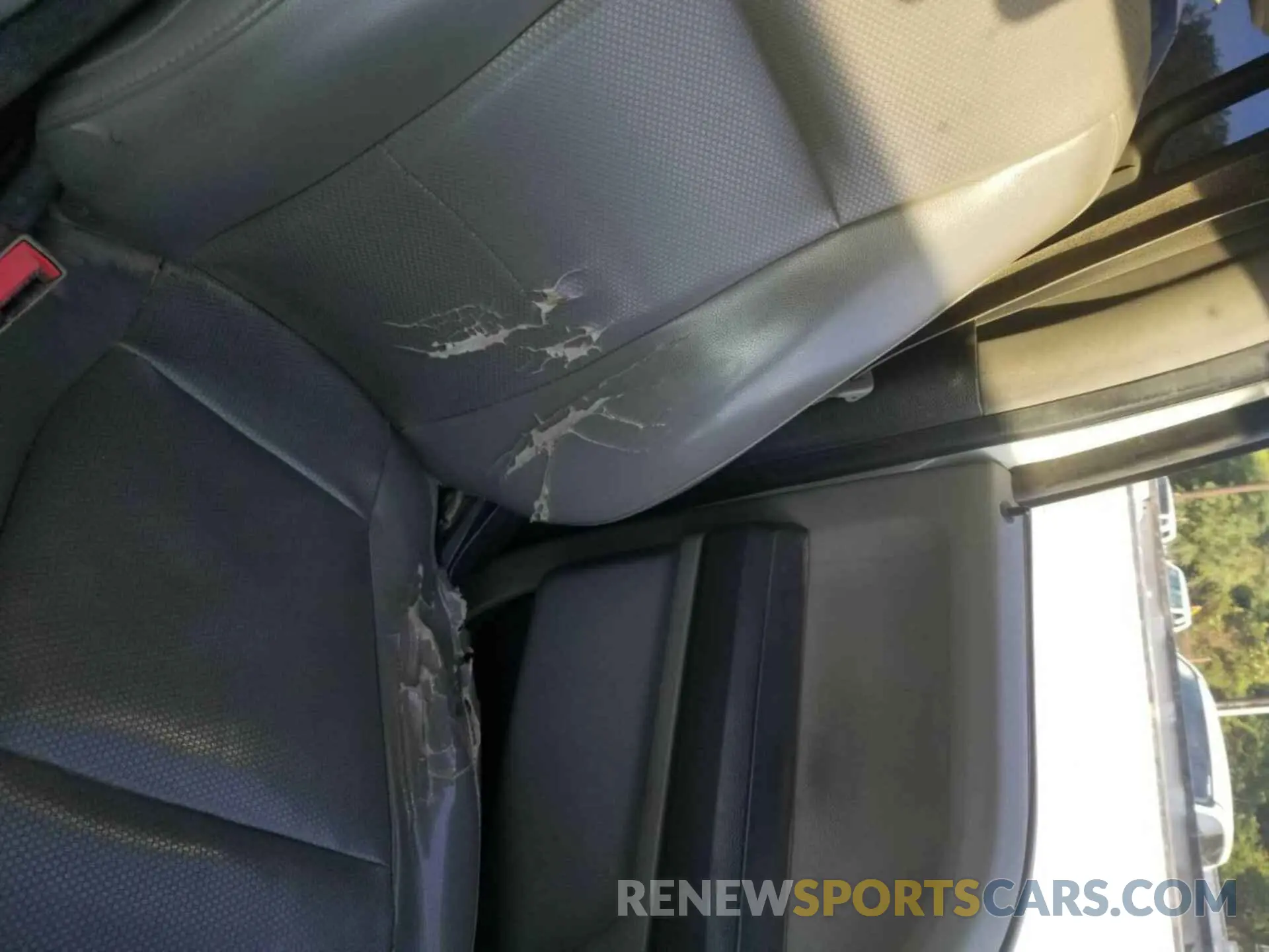 34 Photograph of a damaged car 1FT7W2B65KED86544 FORD F-250 2019