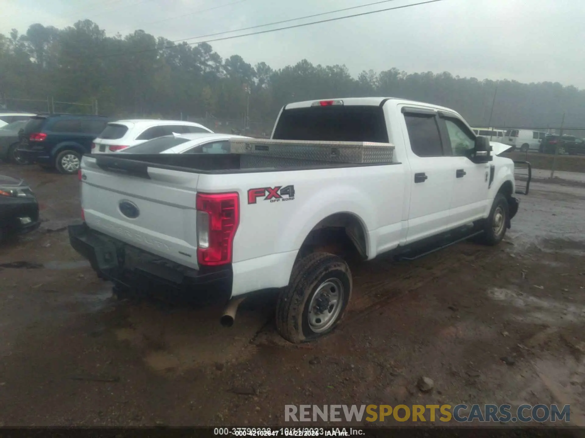 4 Photograph of a damaged car 1FT7W2B65KEE88605 FORD F-250 2019