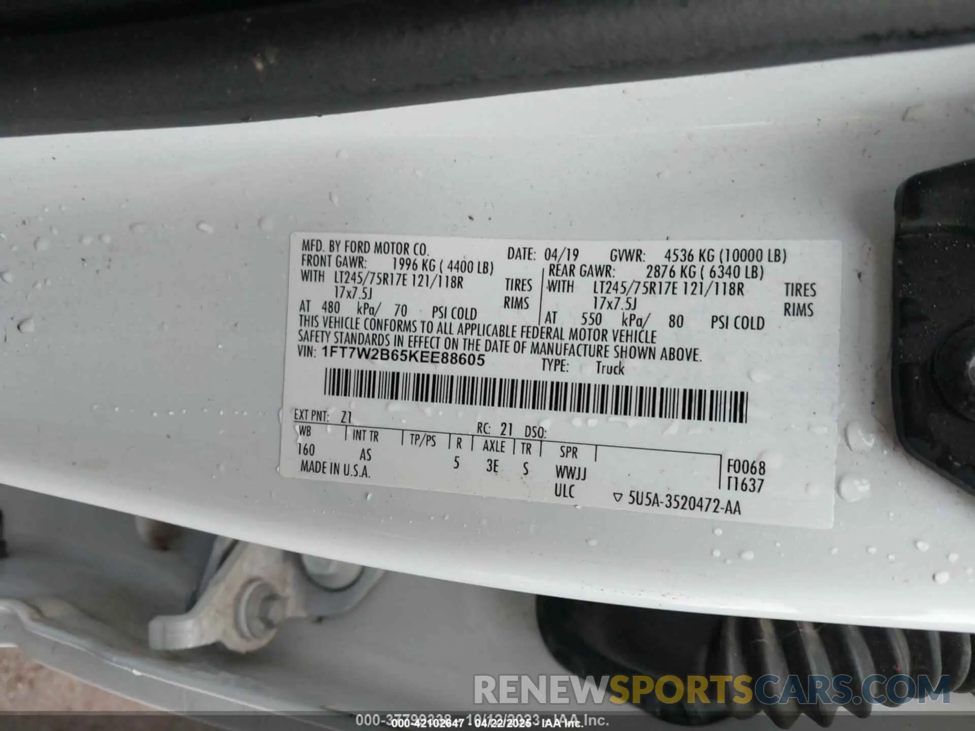 9 Photograph of a damaged car 1FT7W2B65KEE88605 FORD F-250 2019