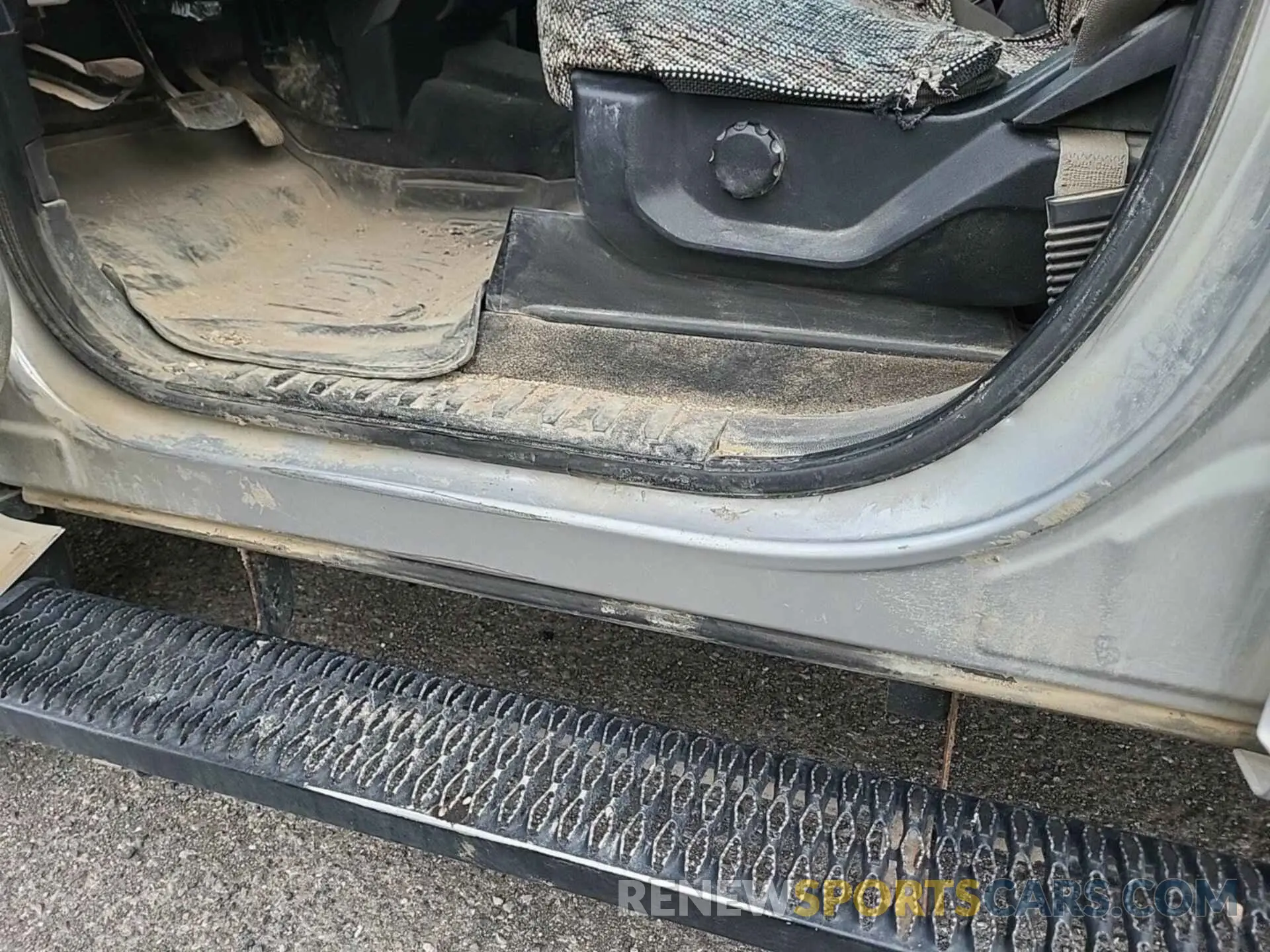 2 Photograph of a damaged car 1FT7W2B65KEG49700 FORD F-250 2019