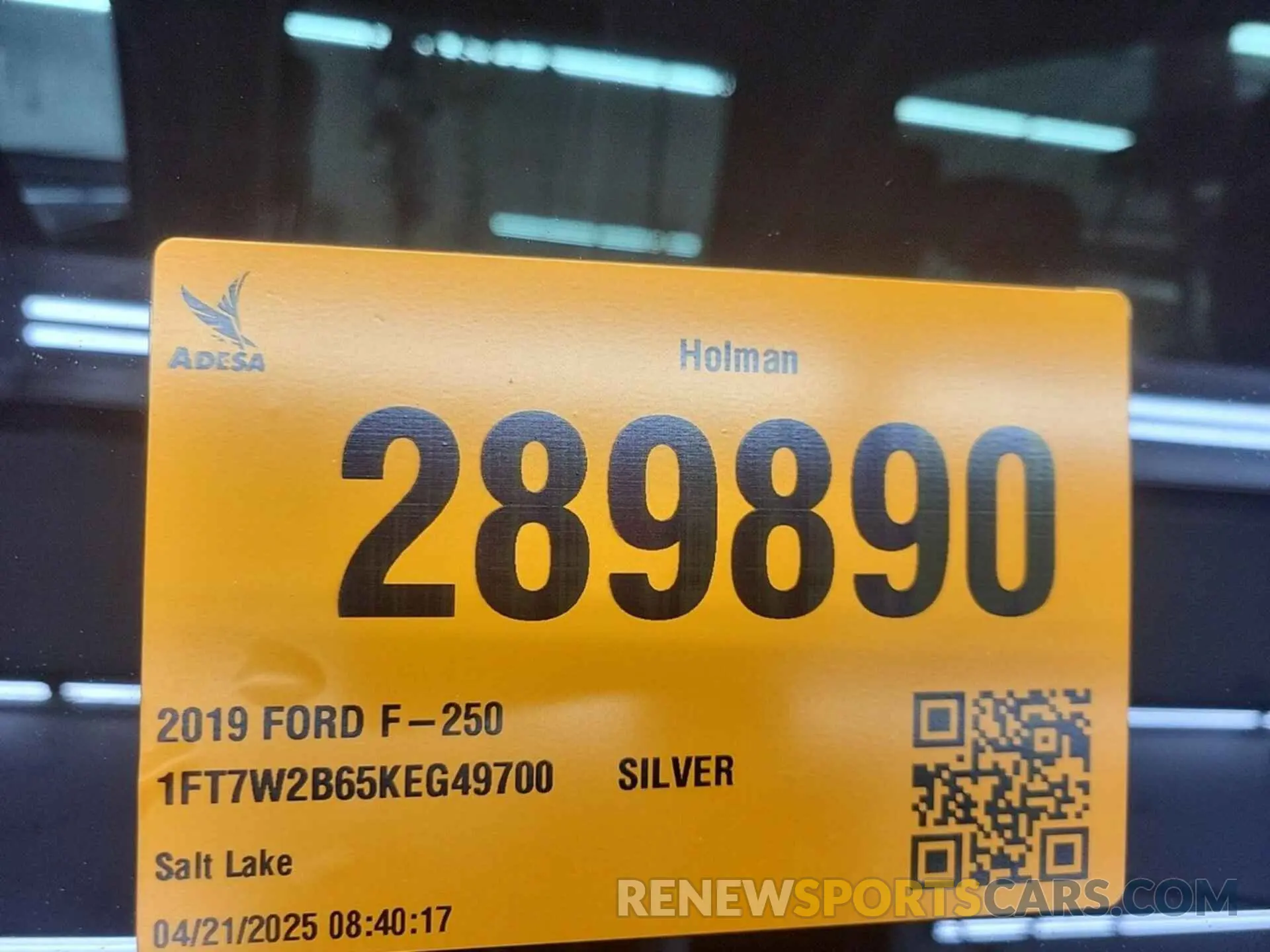 32 Photograph of a damaged car 1FT7W2B65KEG49700 FORD F-250 2019