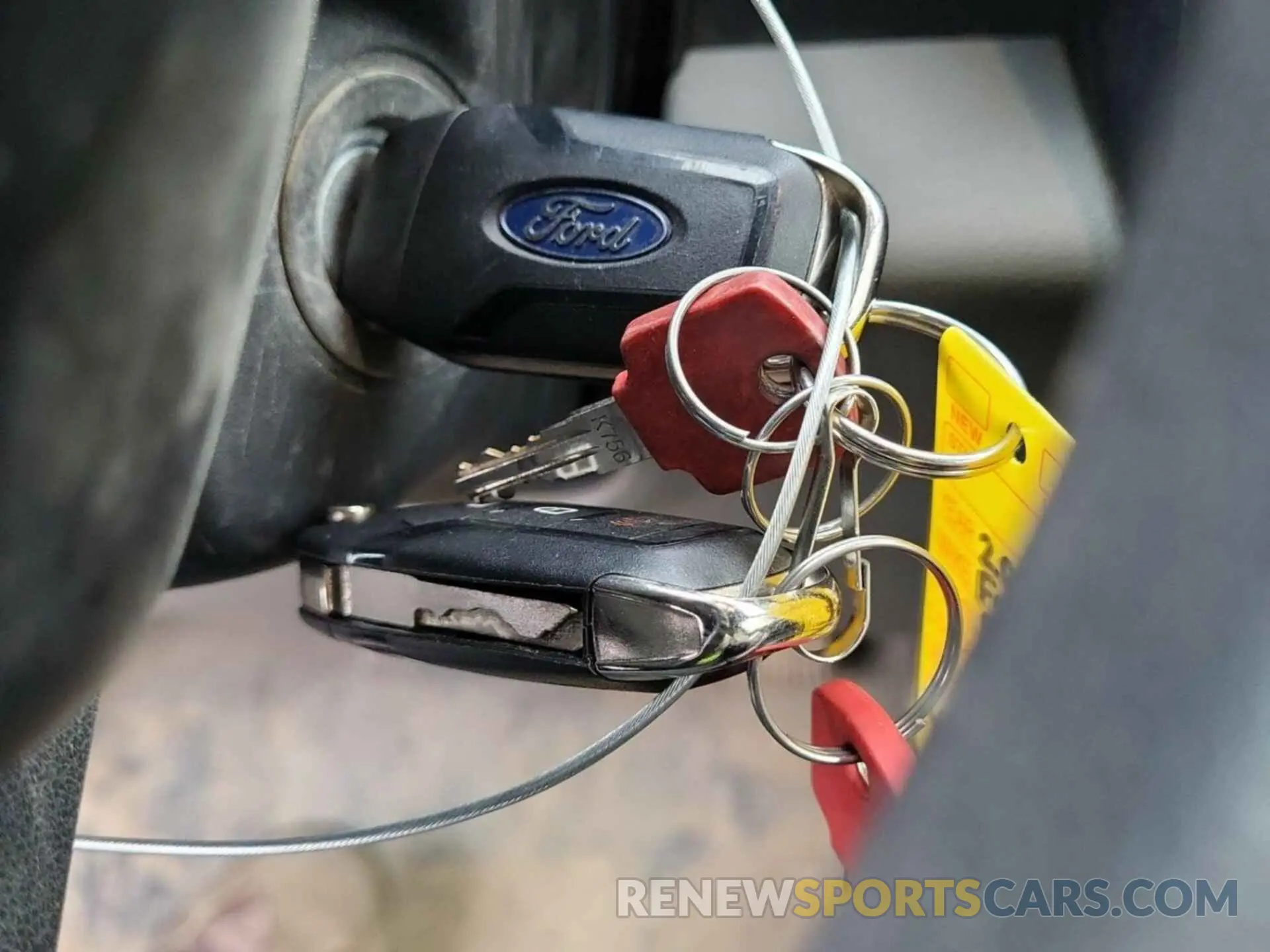 33 Photograph of a damaged car 1FT7W2B65KEG49700 FORD F-250 2019
