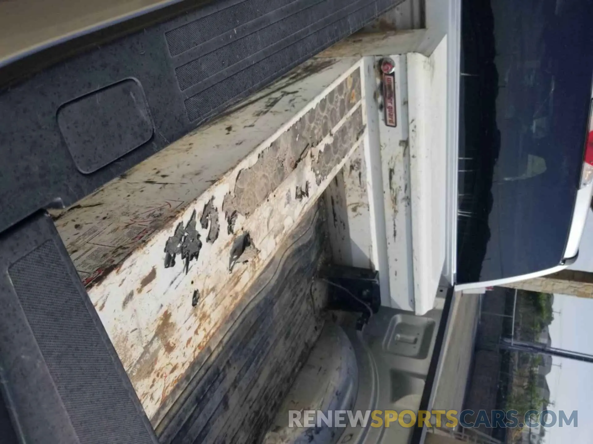 6 Photograph of a damaged car 1FT7W2B67KEG11580 FORD F-250 2019