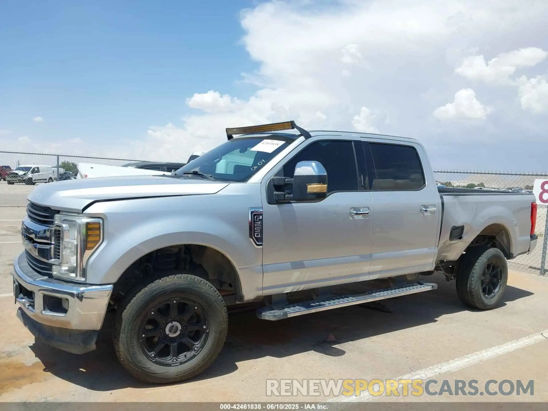 13 Photograph of a damaged car 1FT7W2B68KEC80038 FORD F-250 2019