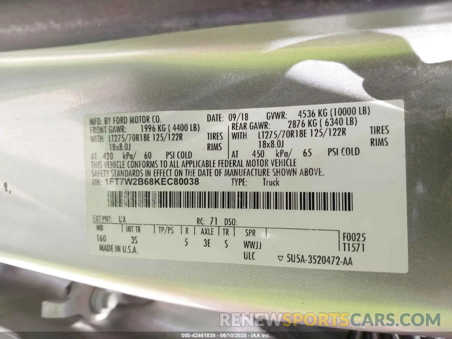 9 Photograph of a damaged car 1FT7W2B68KEC80038 FORD F-250 2019