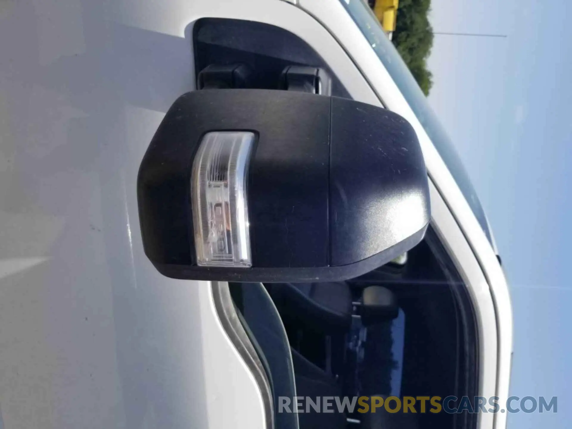 29 Photograph of a damaged car 1FT7W2B68KED86537 FORD F-250 2019