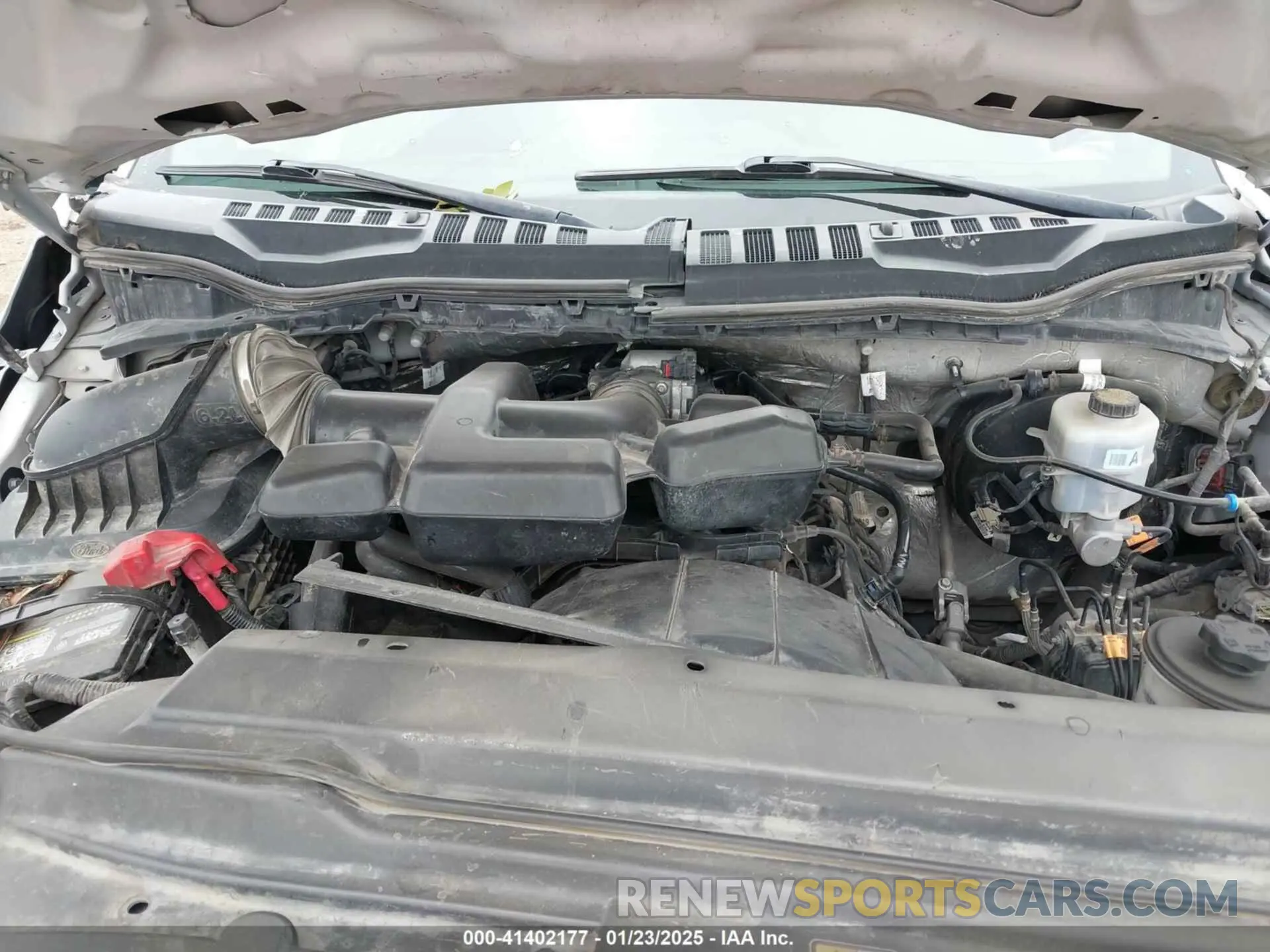 10 Photograph of a damaged car 1FT7W2B68KEE52410 FORD F-250 2019