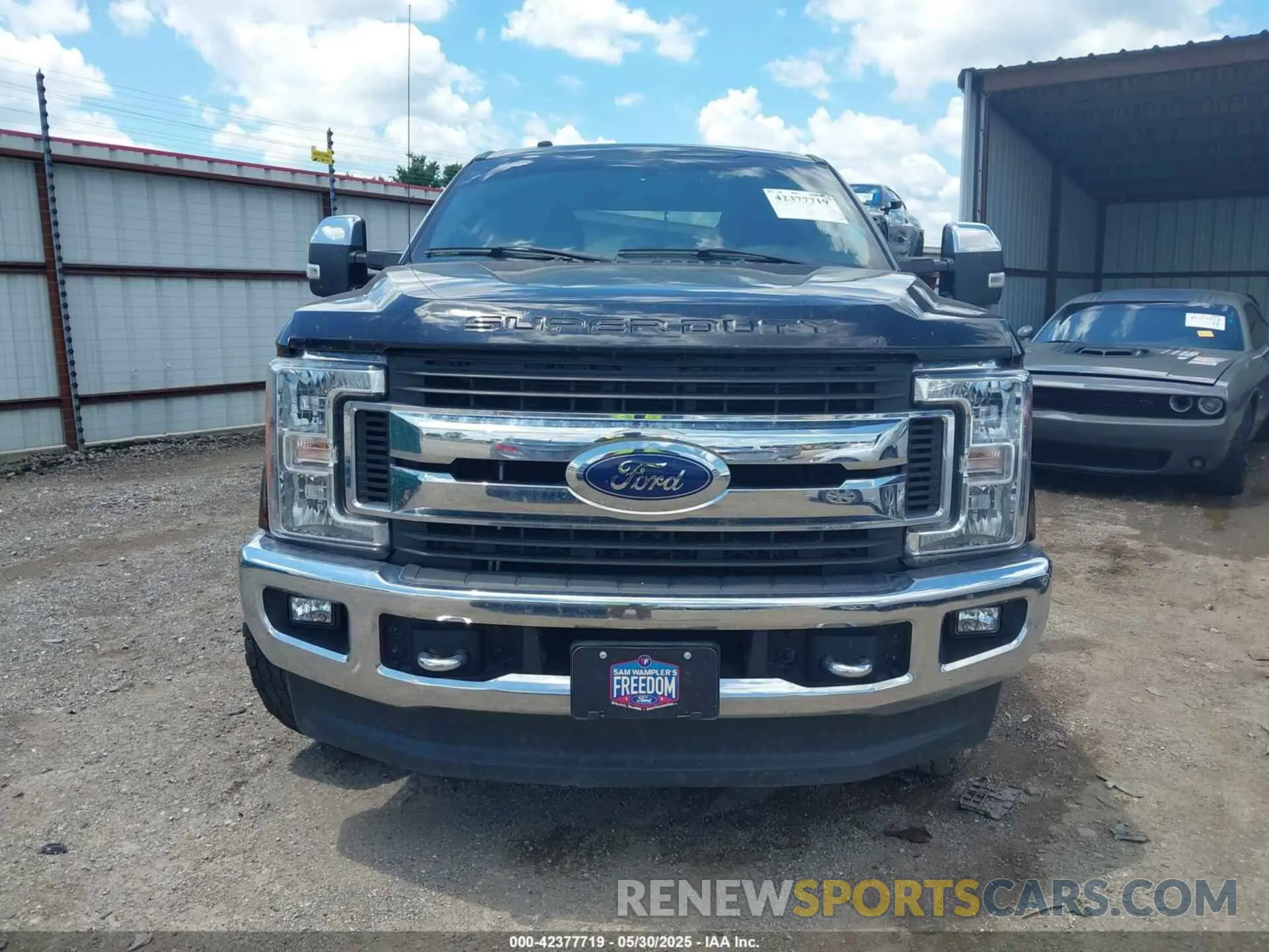 13 Photograph of a damaged car 1FT7W2B68KEG72890 FORD F-250 2019