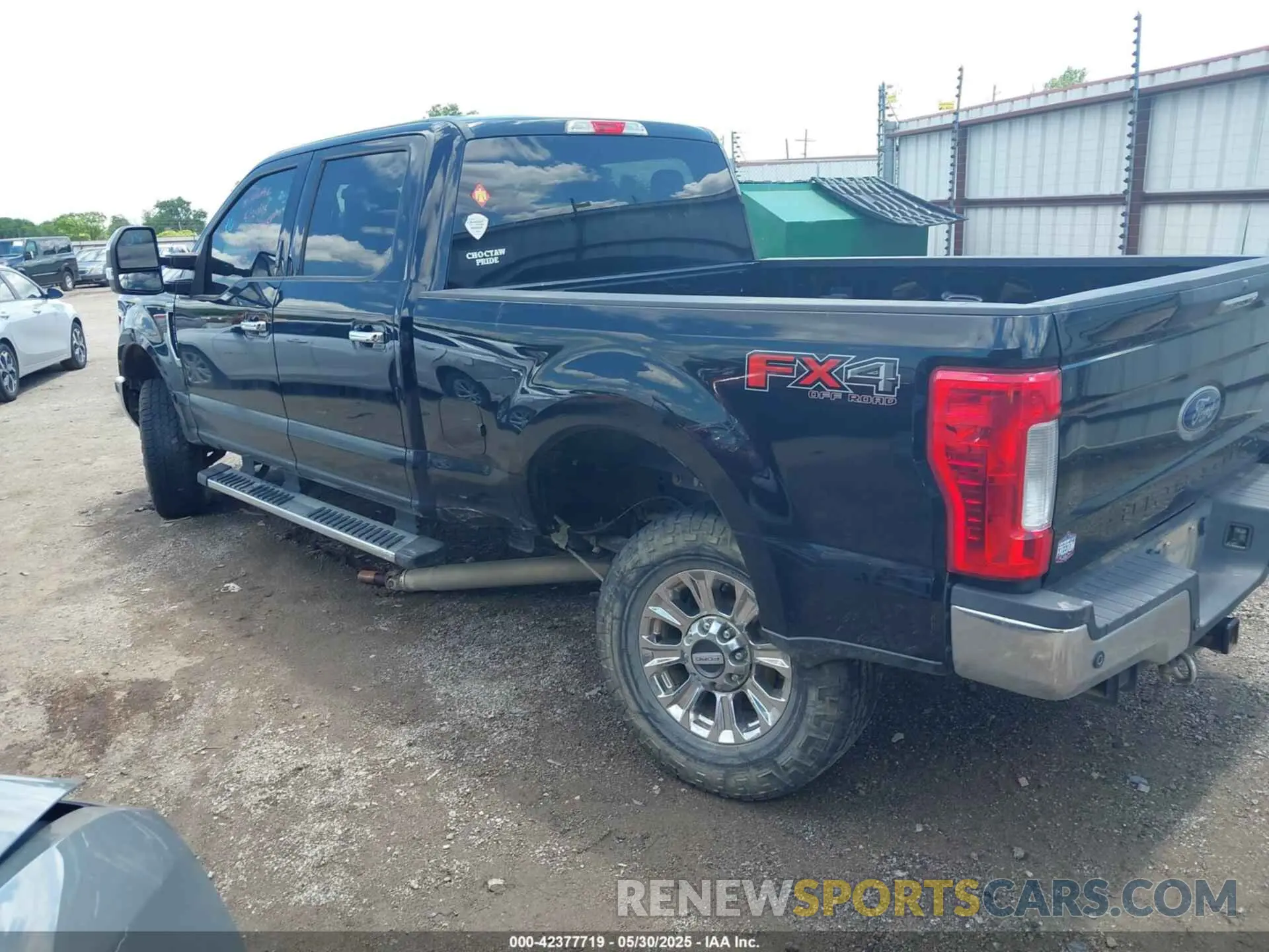 3 Photograph of a damaged car 1FT7W2B68KEG72890 FORD F-250 2019