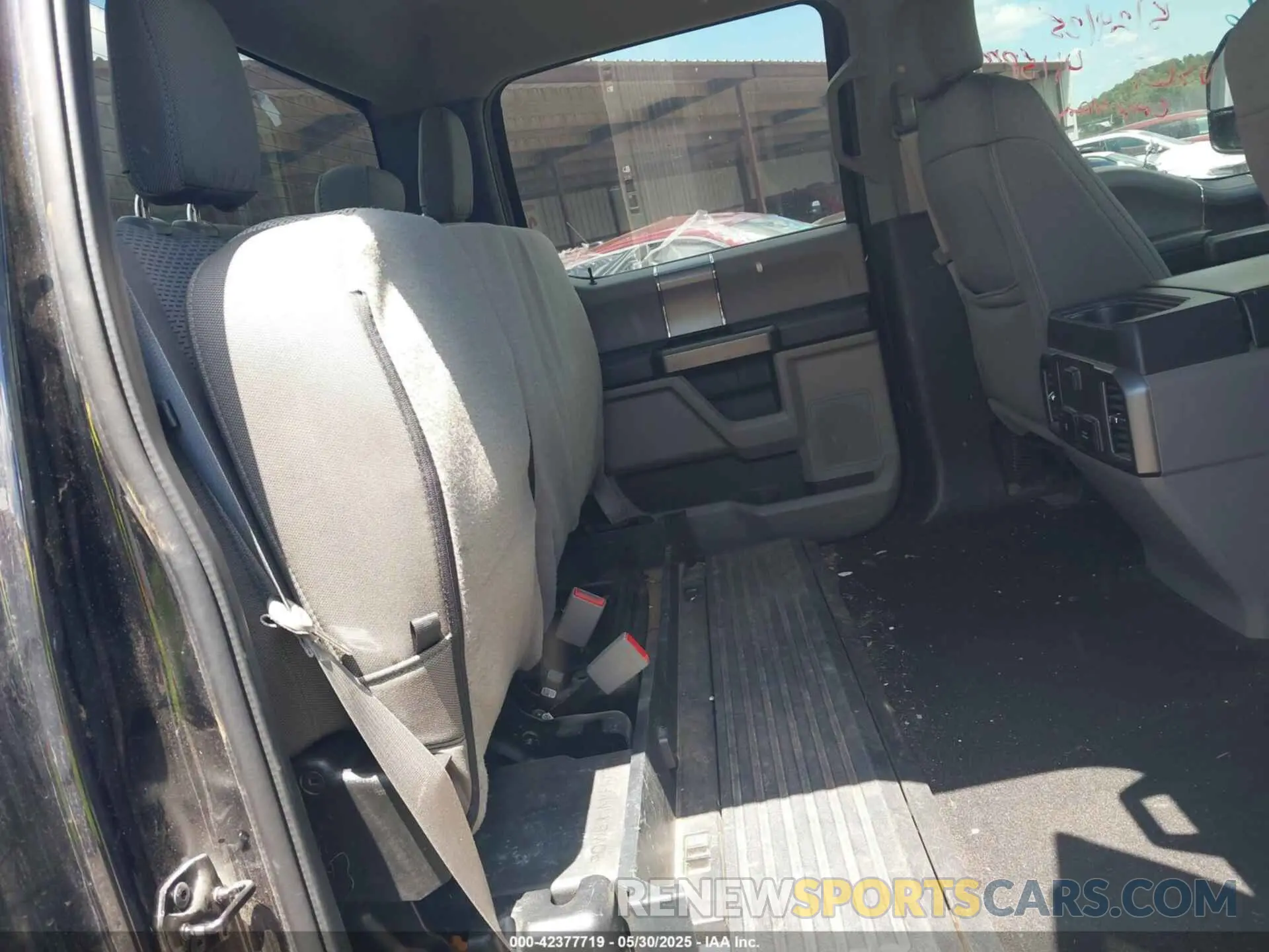 8 Photograph of a damaged car 1FT7W2B68KEG72890 FORD F-250 2019