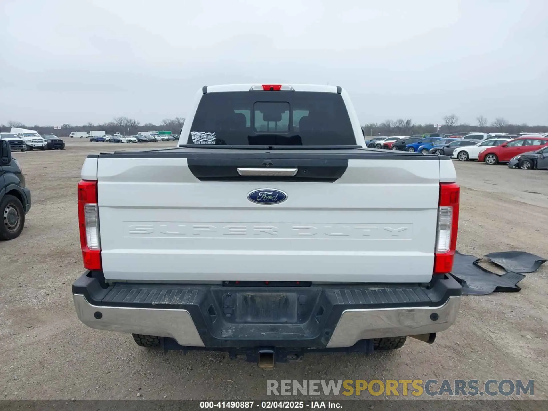 16 Photograph of a damaged car 1FT7W2B6XKEC60227 FORD F-250 2019