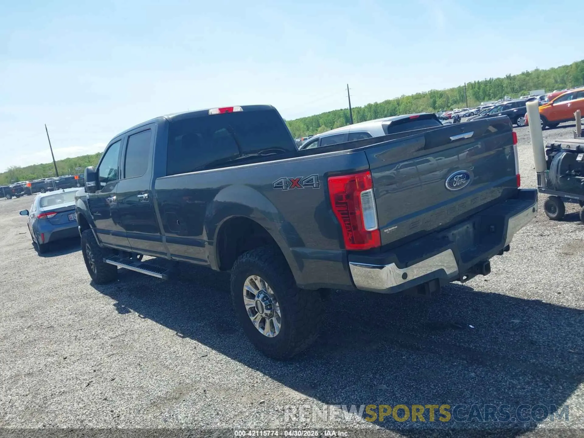 14 Photograph of a damaged car 1FT7W2B6XKED46072 FORD F-250 2019
