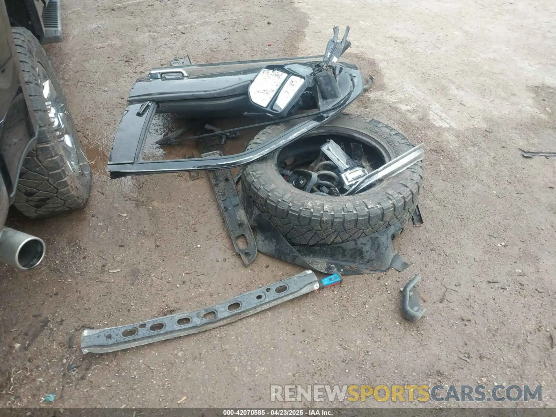 12 Photograph of a damaged car 1FT7W2B6XKEF64755 FORD F-250 2019