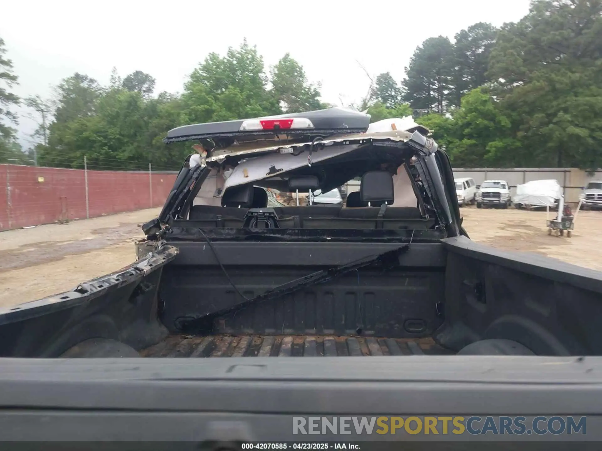 17 Photograph of a damaged car 1FT7W2B6XKEF64755 FORD F-250 2019