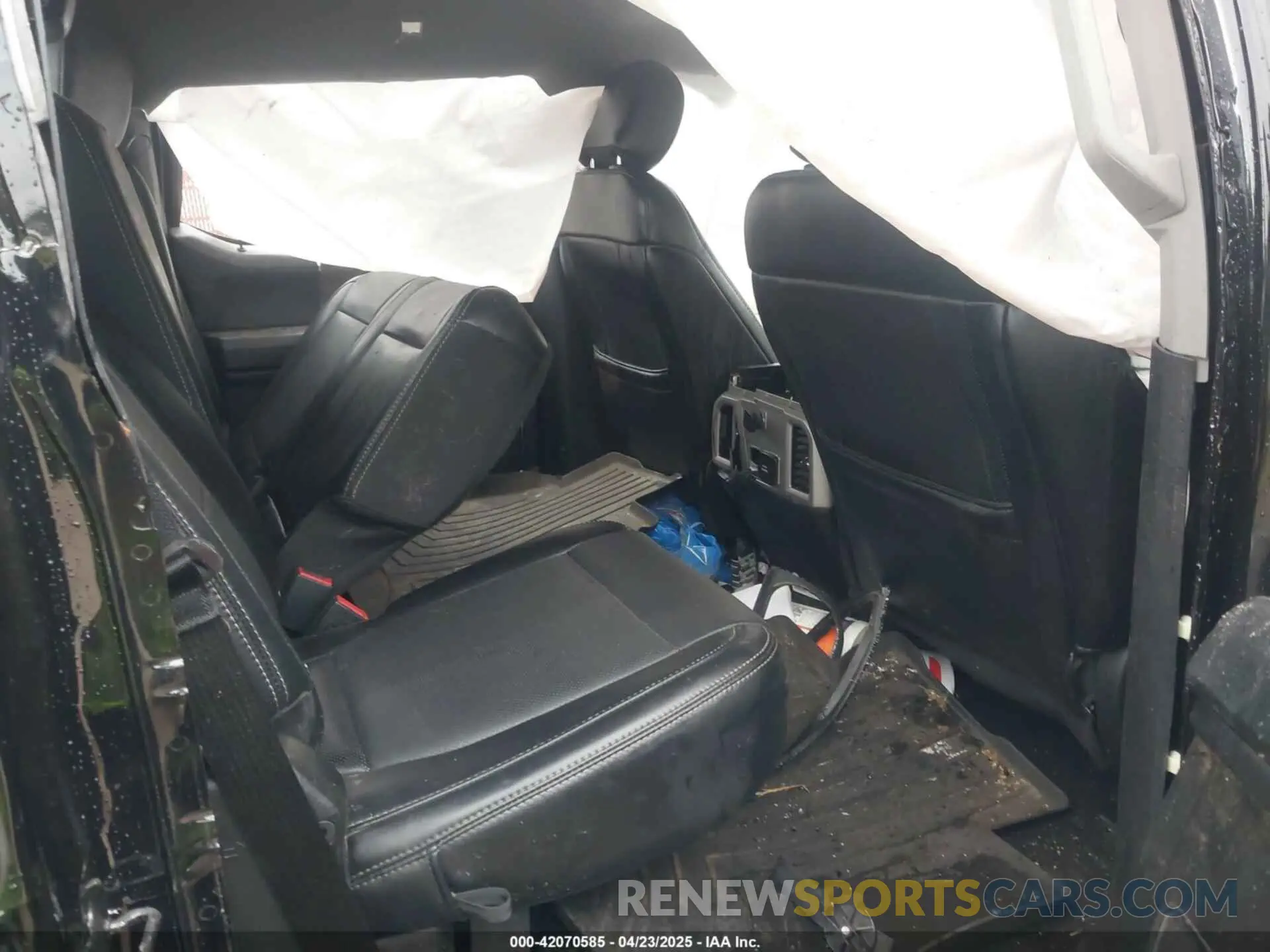 8 Photograph of a damaged car 1FT7W2B6XKEF64755 FORD F-250 2019