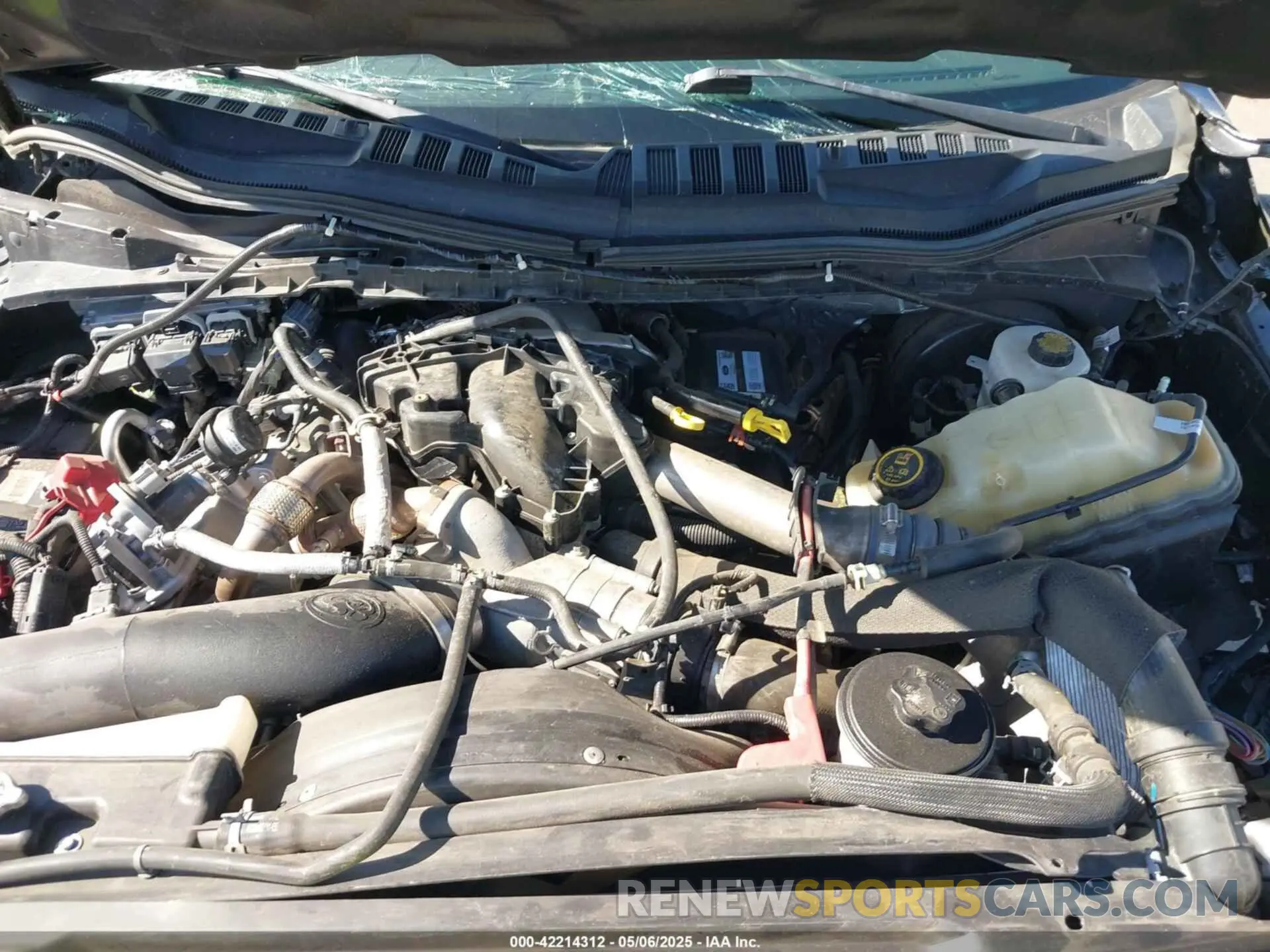 10 Photograph of a damaged car 1FT7W2BT0KEG76115 FORD F-250 2019